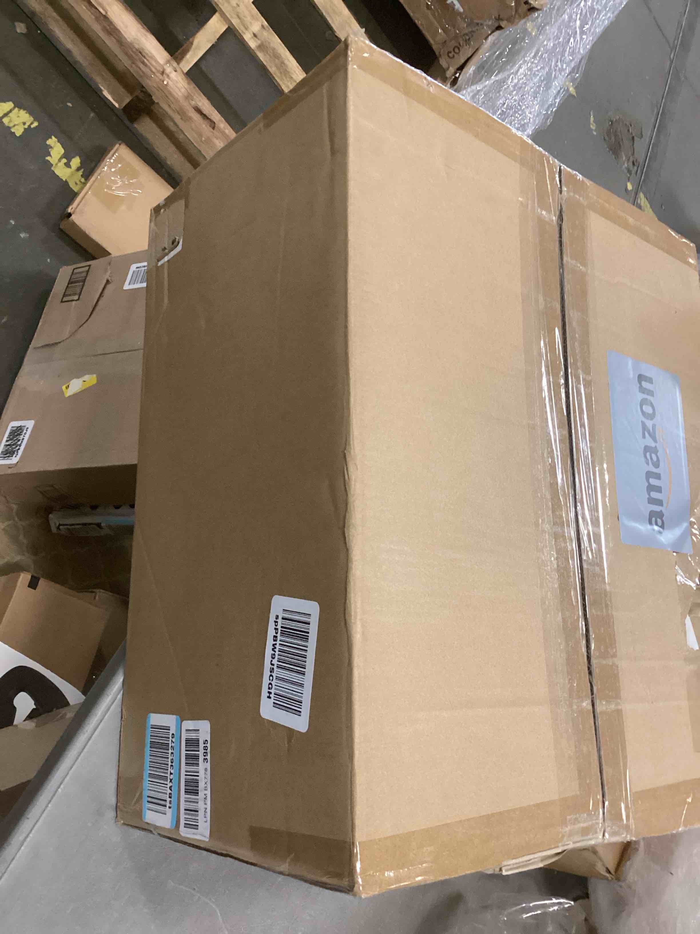 https://s3.amazonaws.com/lotting-images-prod/bidfta/BLU5901992_1711036297925.jpeg