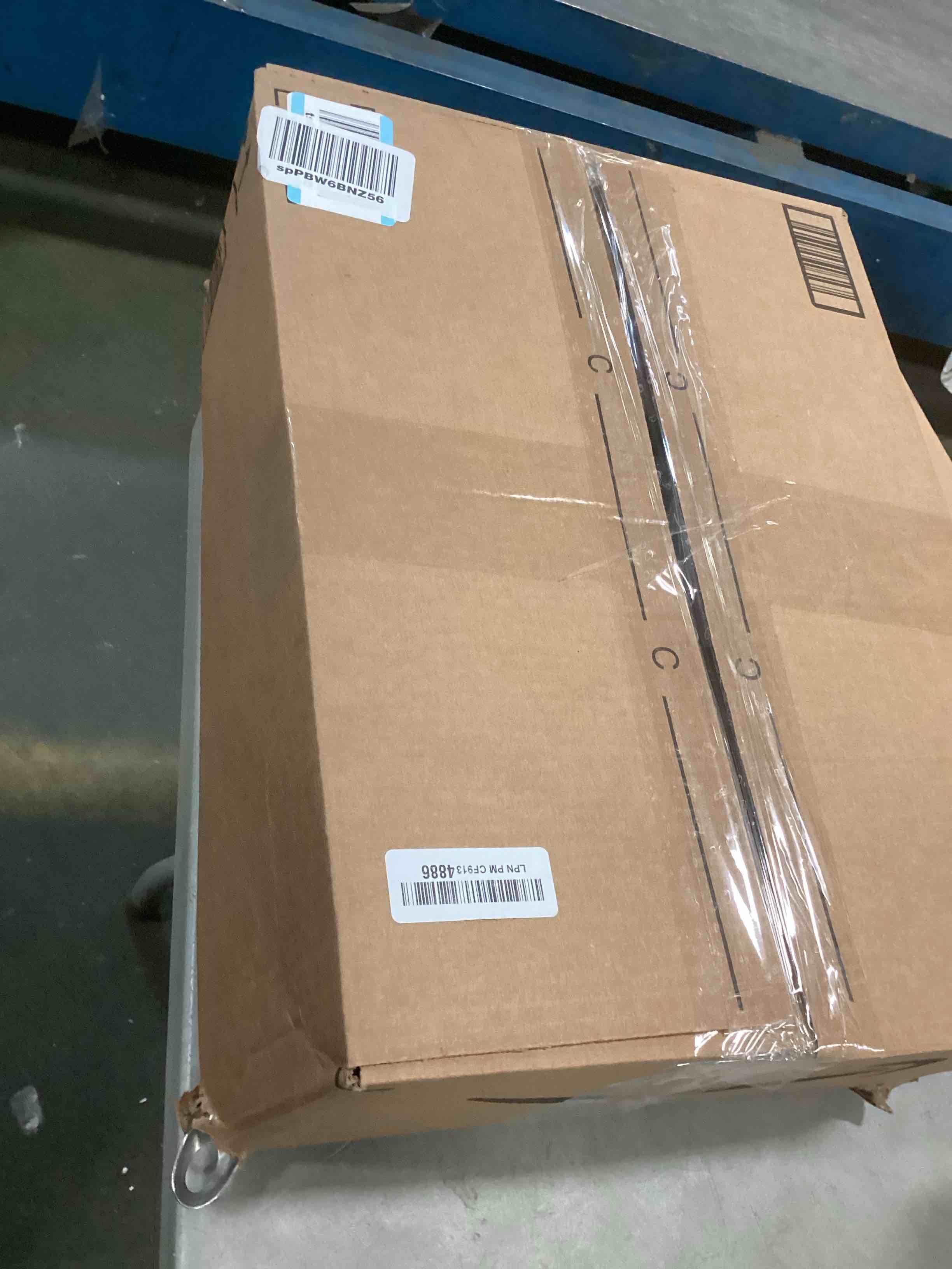 https://s3.amazonaws.com/lotting-images-prod/bidfta/BLU5902165_1711114319119.jpeg