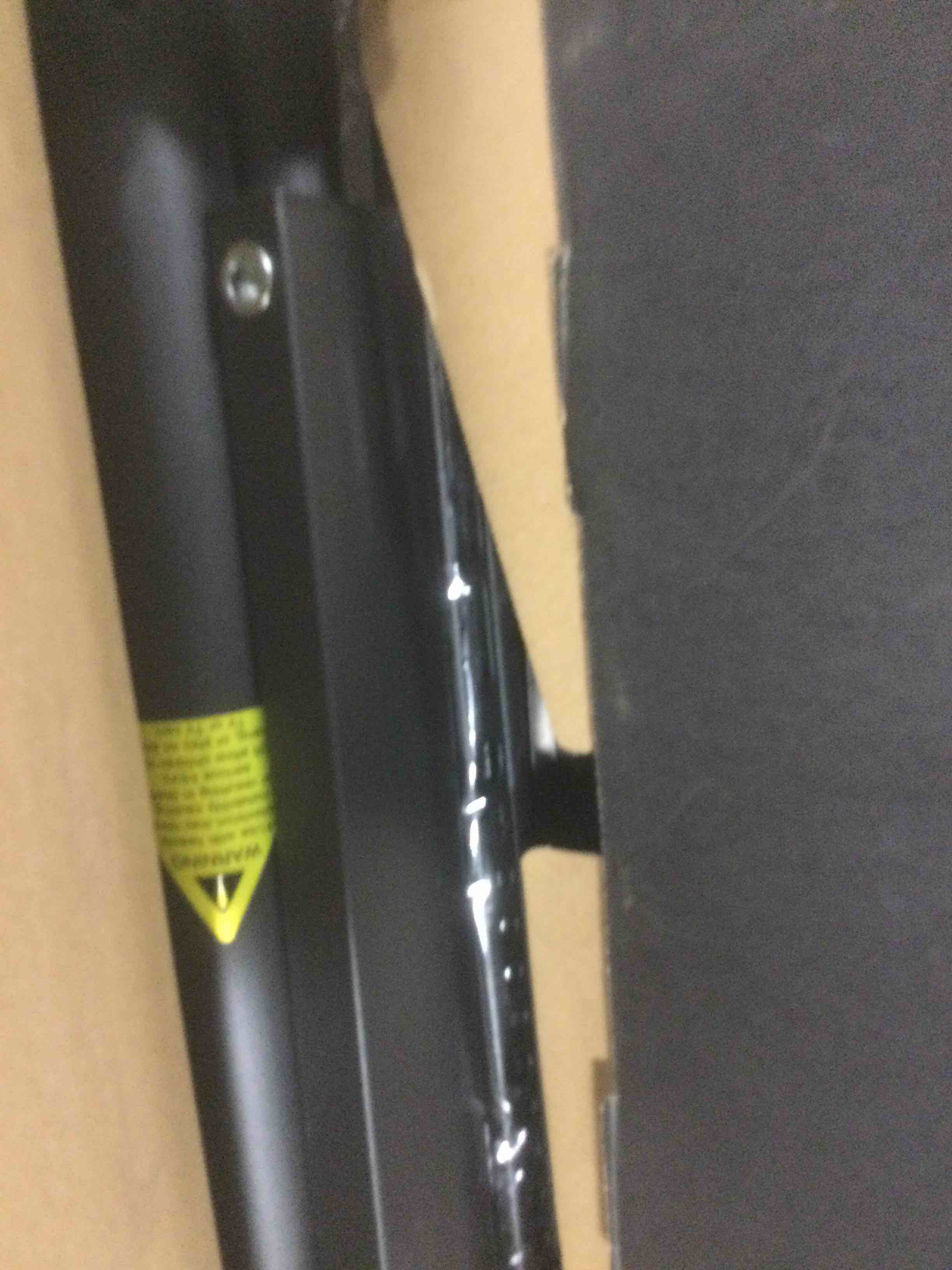 https://s3.amazonaws.com/lotting-images-prod/bidfta/BLU5903158_1711642129900.jpeg