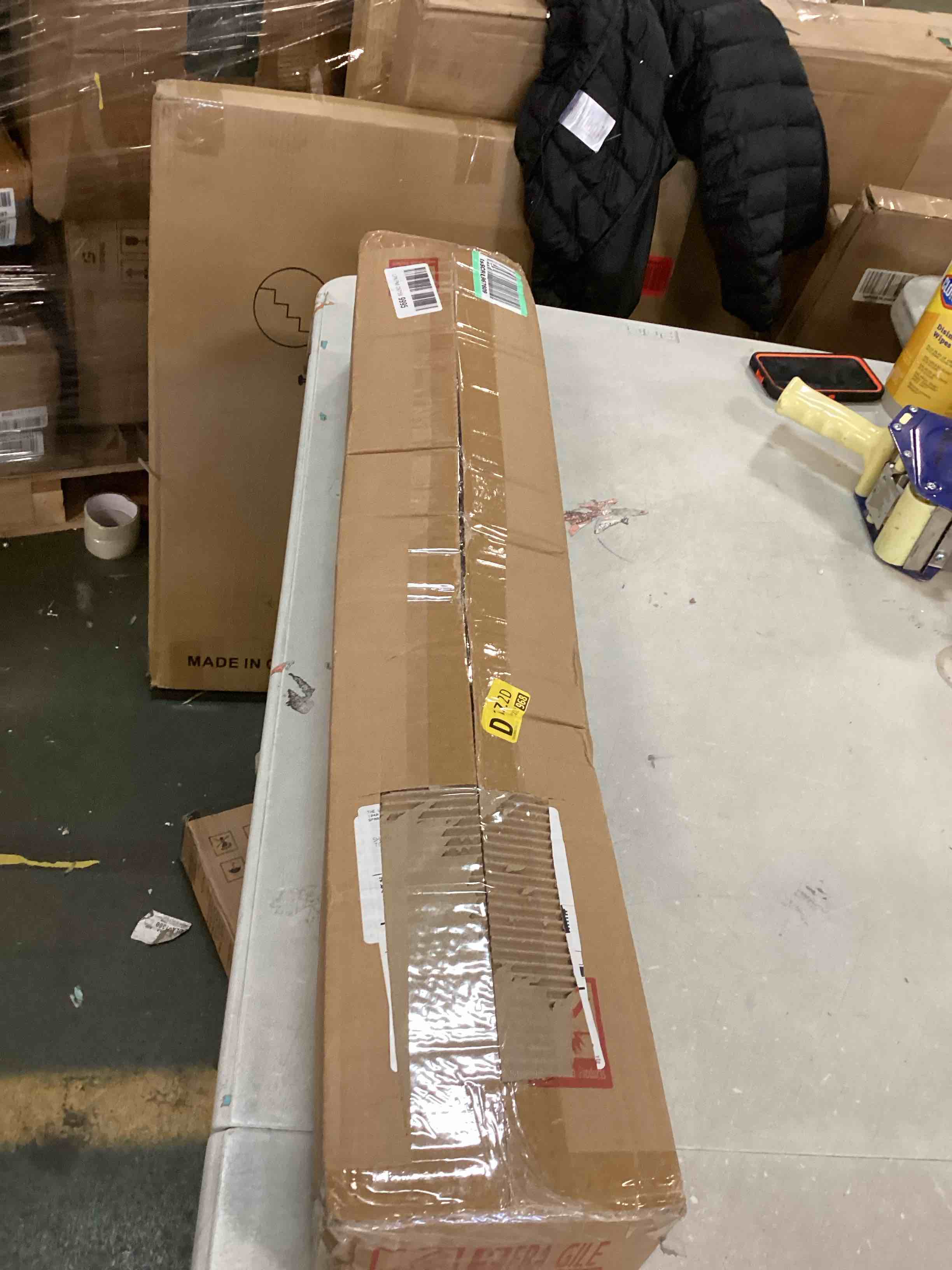 https://s3.amazonaws.com/lotting-images-prod/bidfta/BLU5904228_1712152664892.jpeg