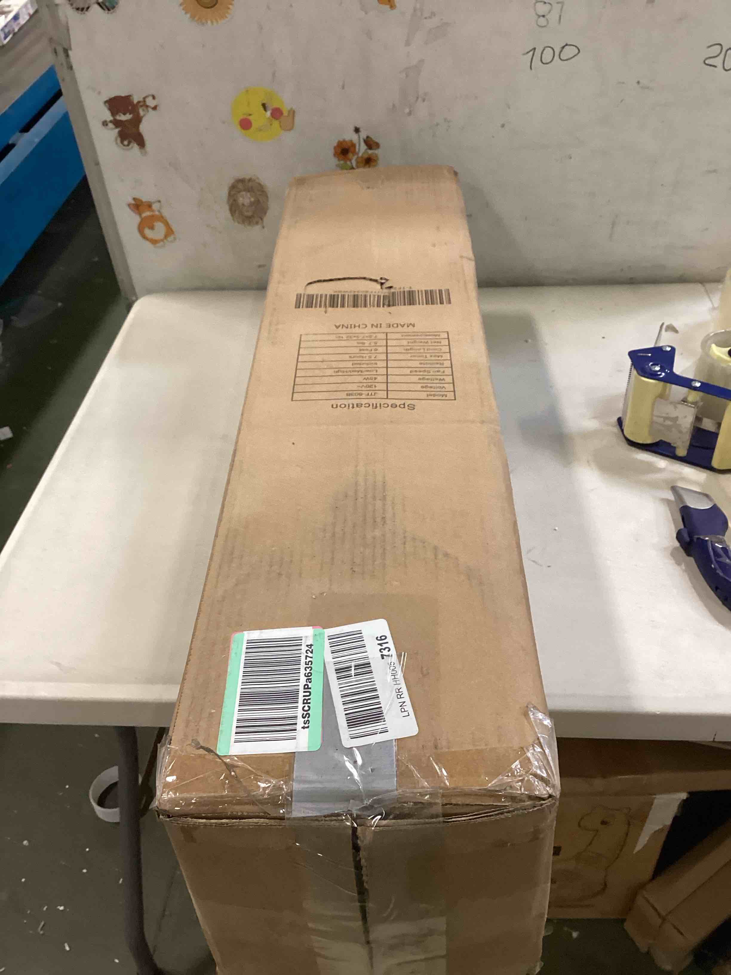 https://s3.amazonaws.com/lotting-images-prod/bidfta/BLU5904407_1712243158406.jpeg