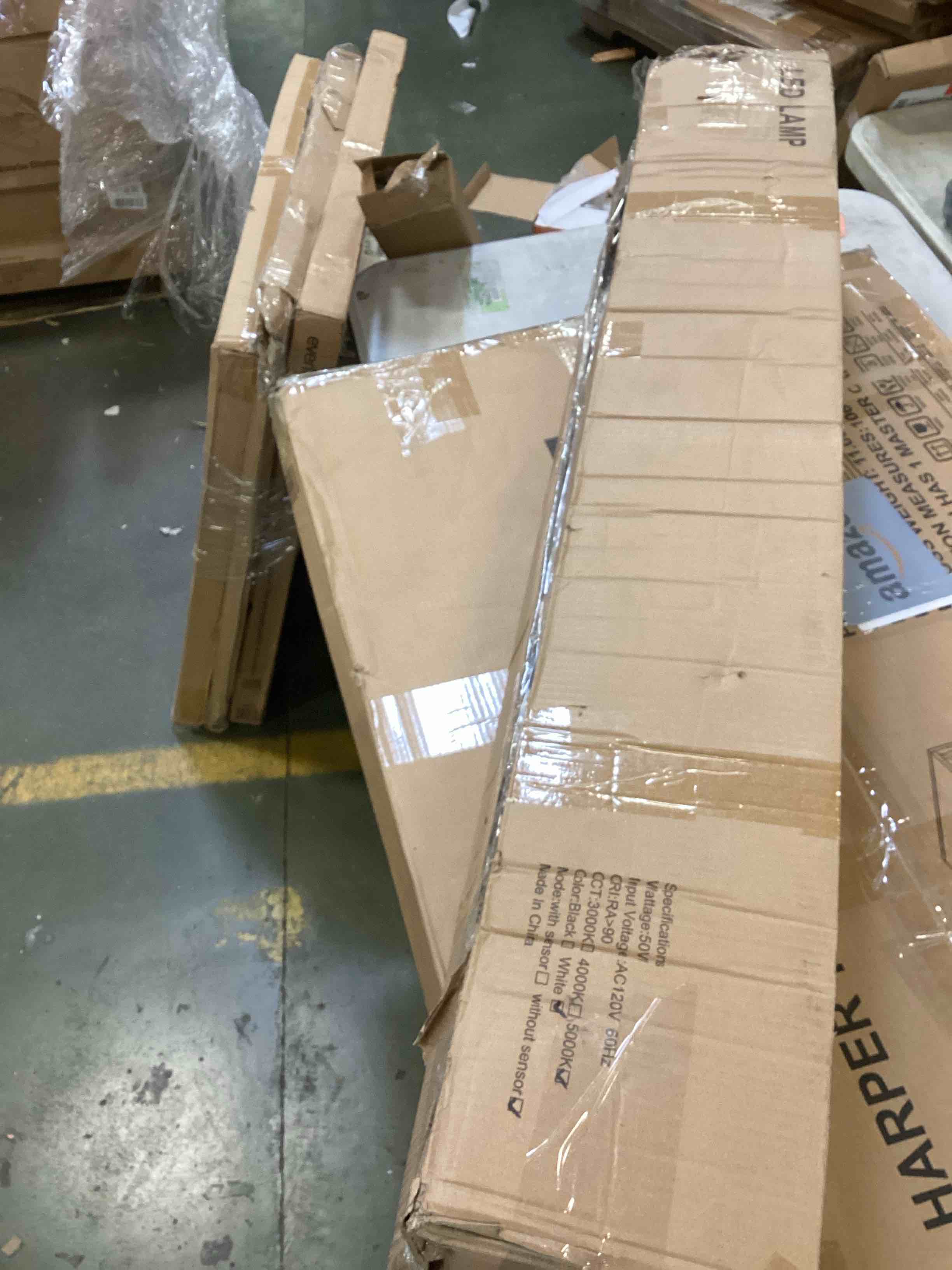 https://s3.amazonaws.com/lotting-images-prod/bidfta/BLU5904958_1711219368143.jpeg