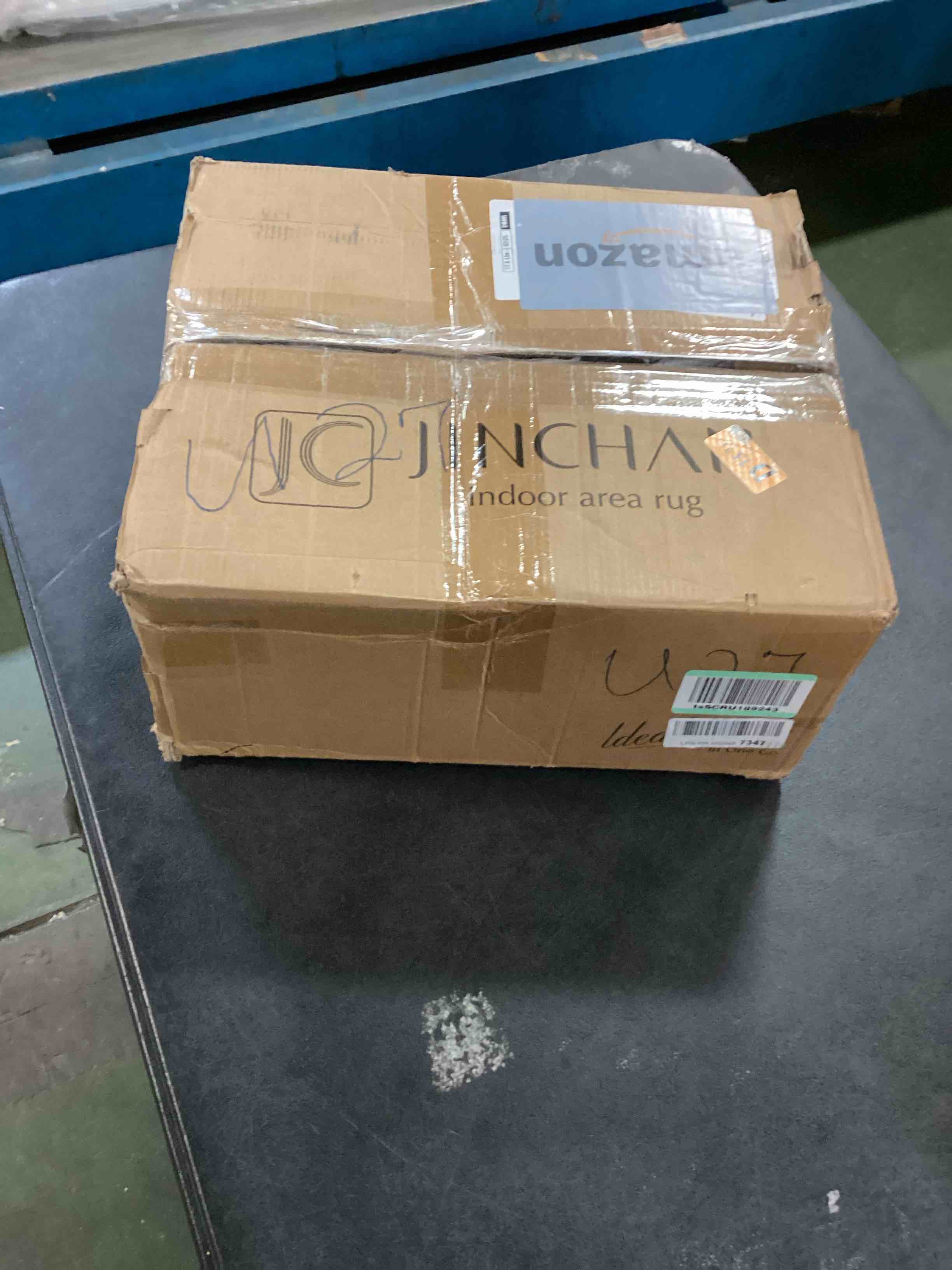 https://s3.amazonaws.com/lotting-images-prod/bidfta/BLU5905320_1711481858681.jpeg
