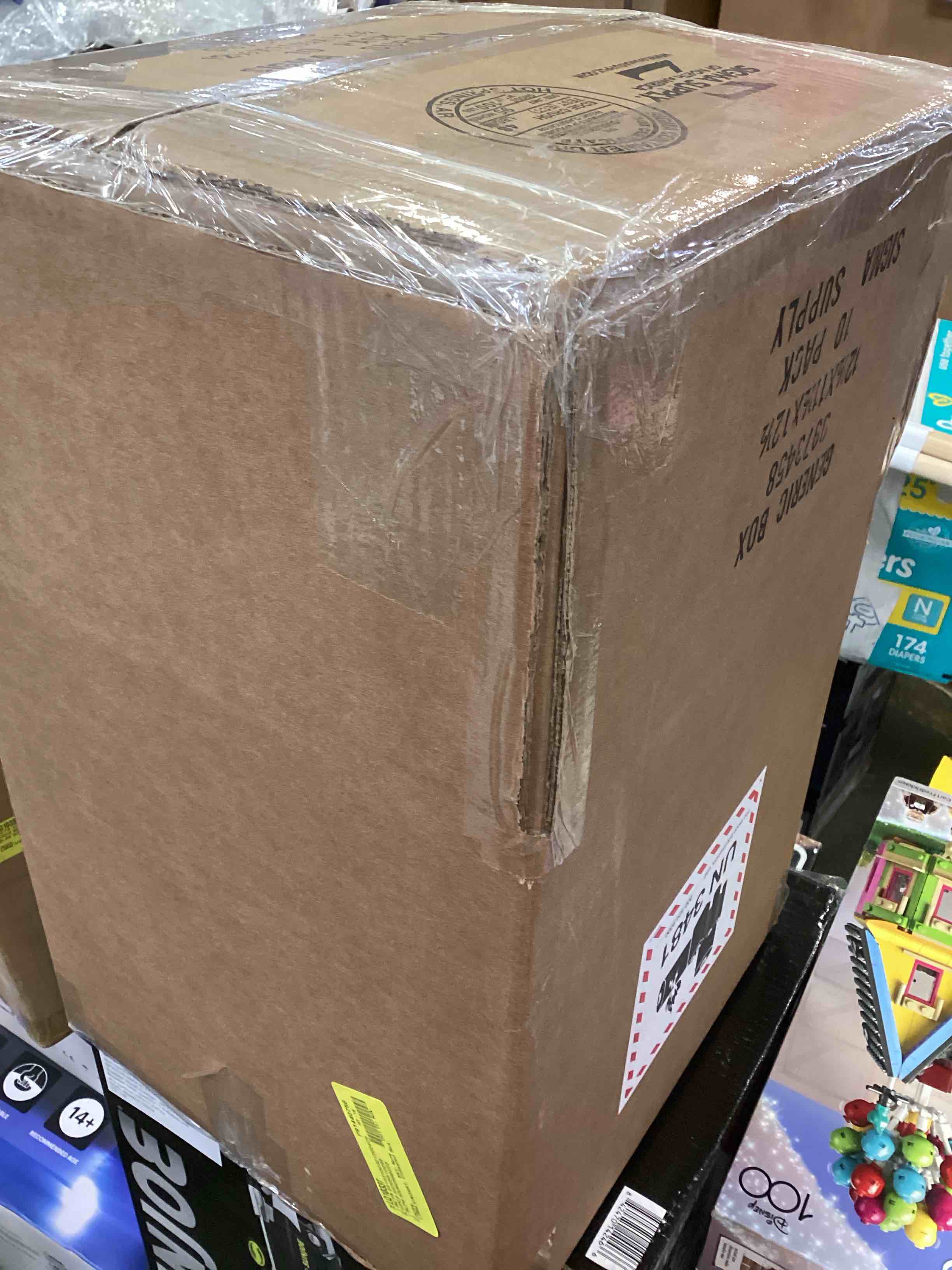 https://s3.amazonaws.com/lotting-images-prod/bidfta/BLU5906459_1711997181695.jpeg