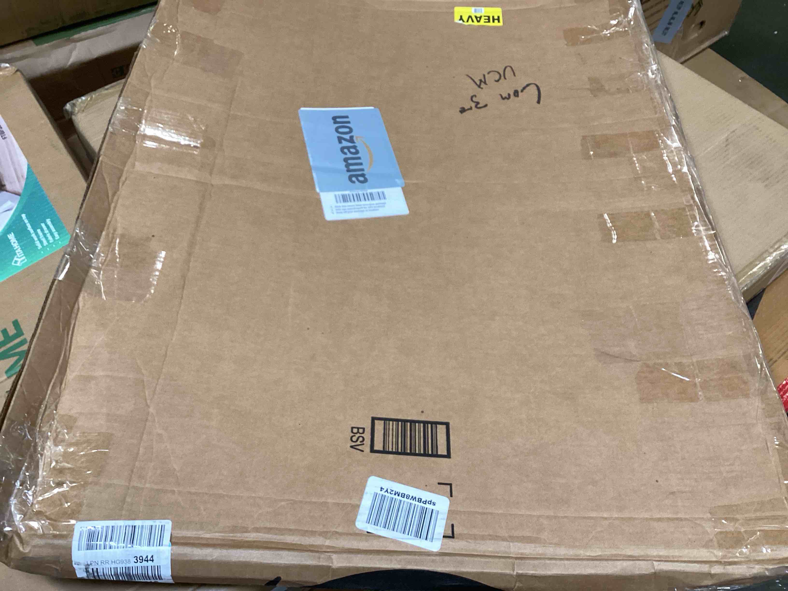 https://s3.amazonaws.com/lotting-images-prod/bidfta/BLU5906643_1712086099404.jpeg