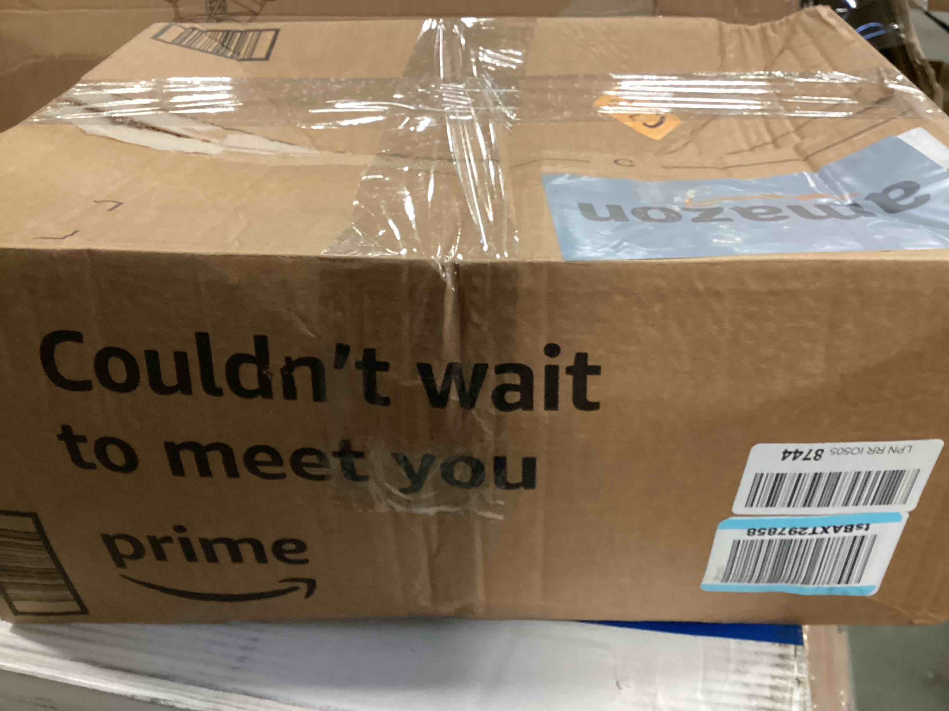 https://s3.amazonaws.com/lotting-images-prod/bidfta/BLU5906659_1712145840770.jpeg