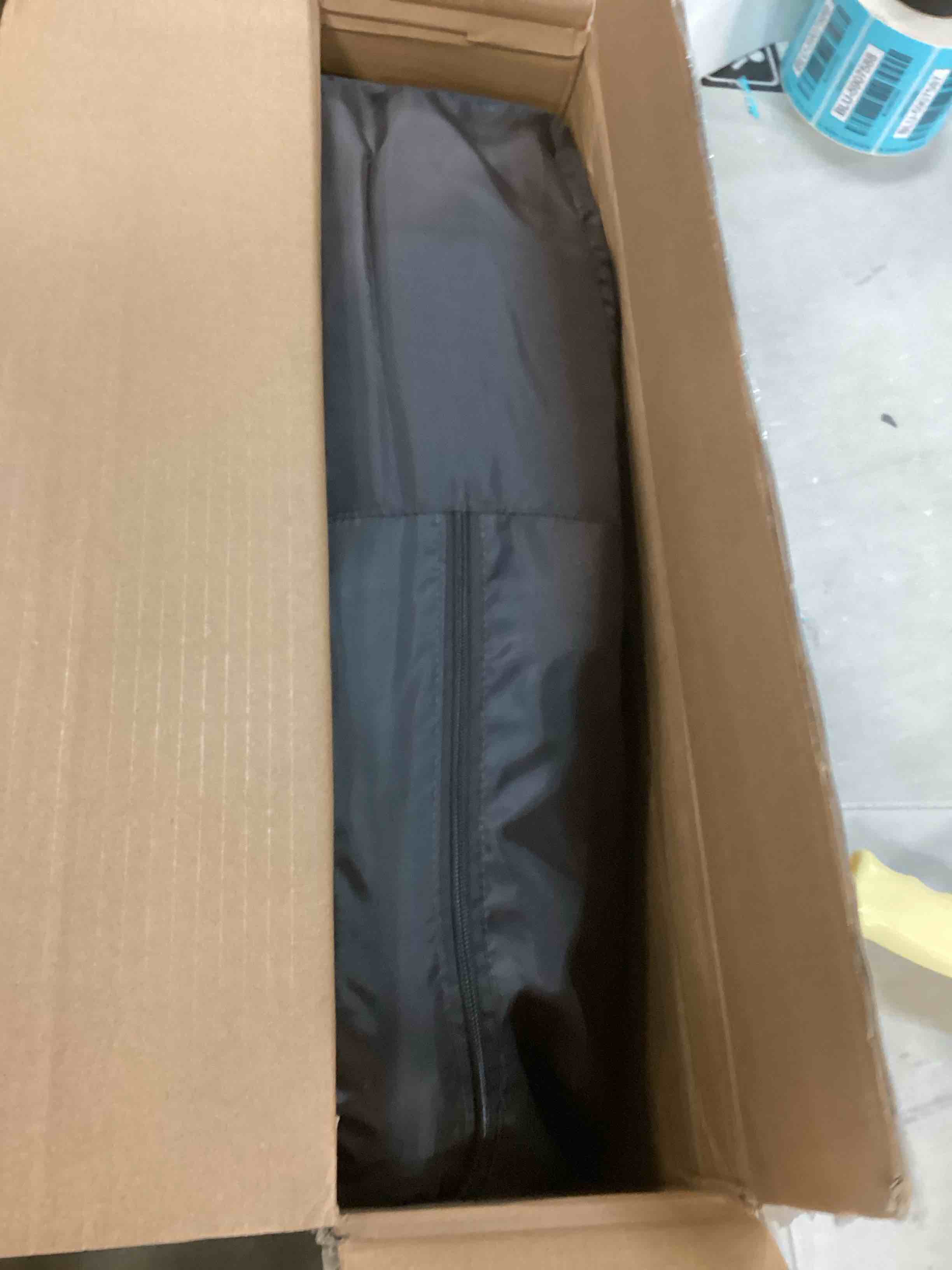 https://s3.amazonaws.com/lotting-images-prod/bidfta/BLU5907581_1711031044003.jpeg