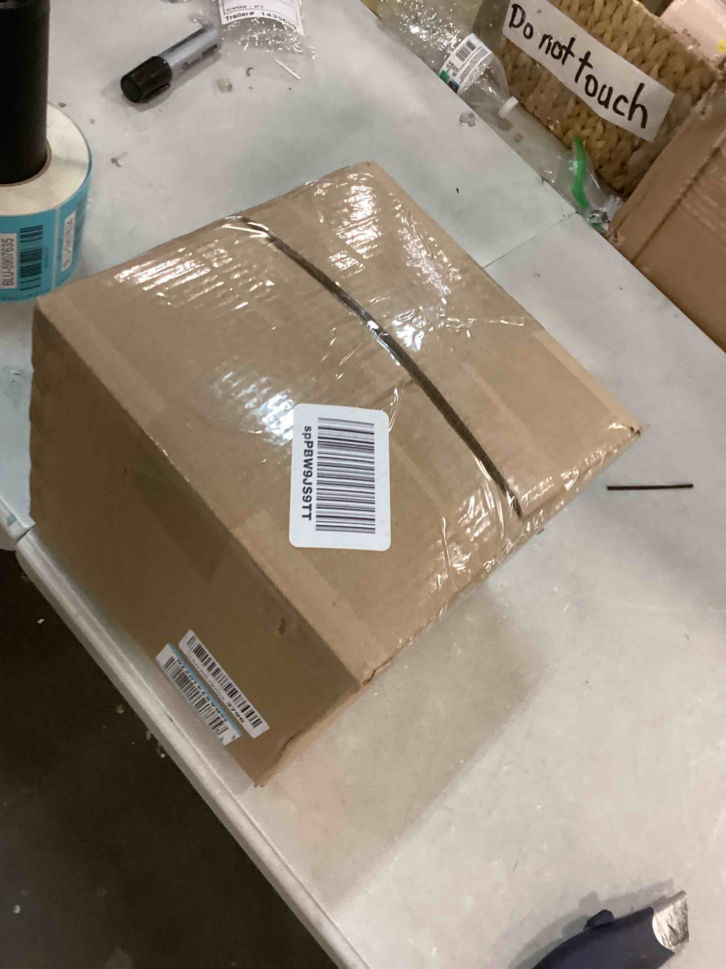 https://s3.amazonaws.com/lotting-images-prod/bidfta/BLU5907630_1711036636137.jpeg