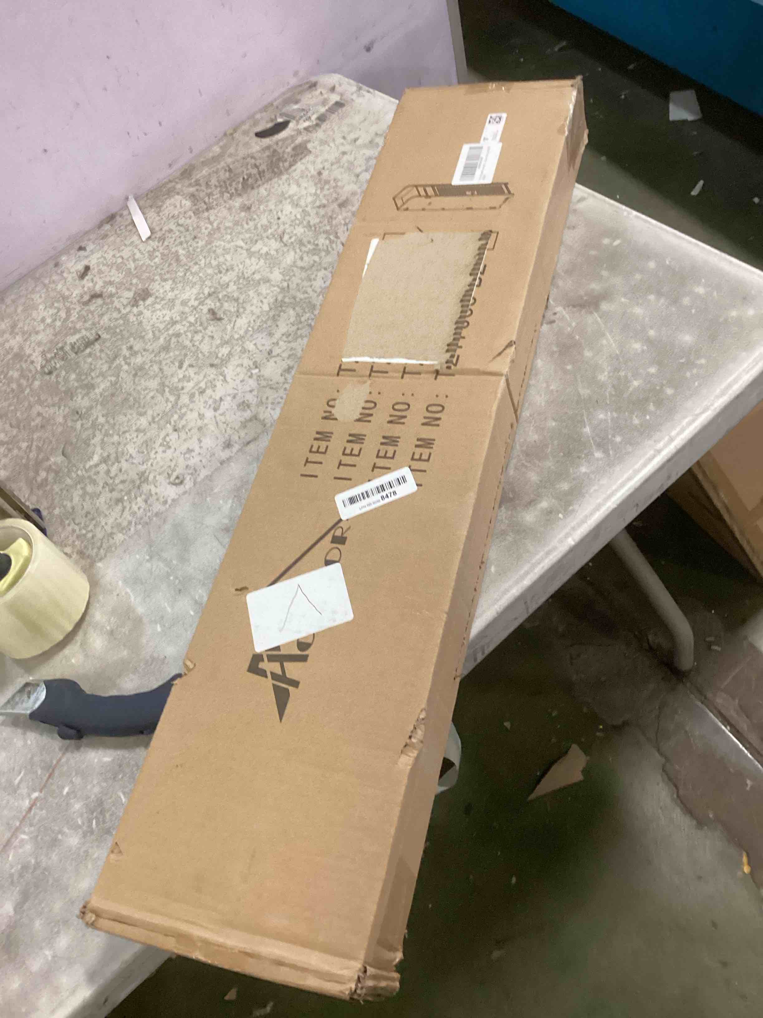 https://s3.amazonaws.com/lotting-images-prod/bidfta/BLU5908119_1711206517570.jpeg