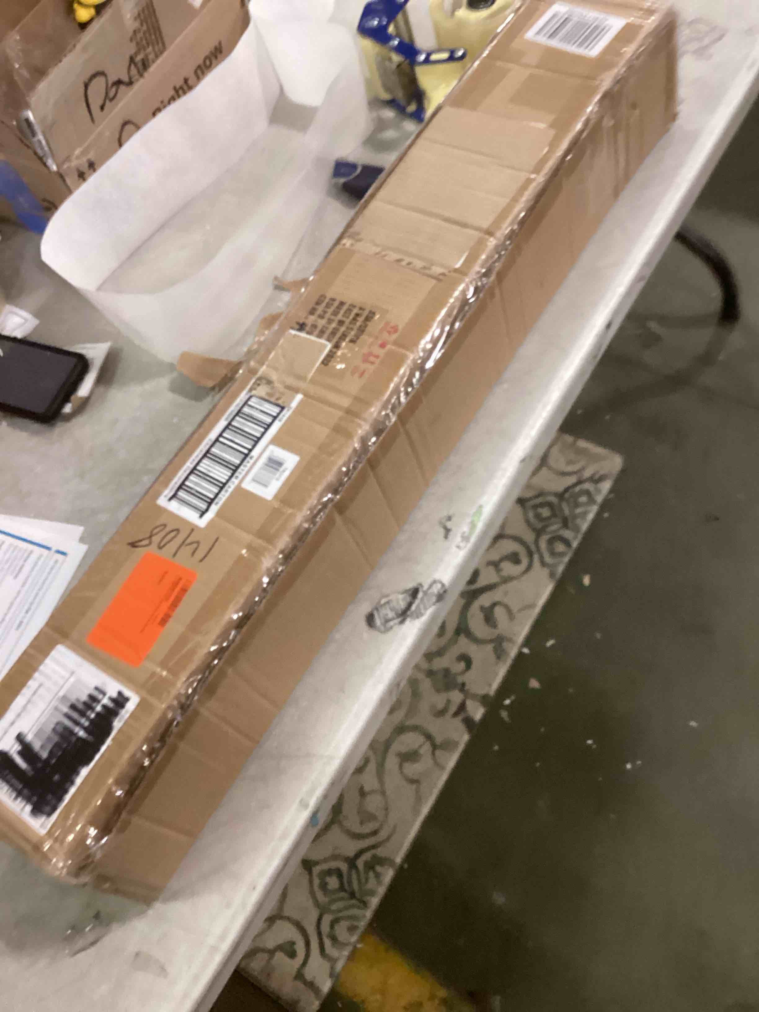 https://s3.amazonaws.com/lotting-images-prod/bidfta/BLU5908569_1711456901306.jpeg