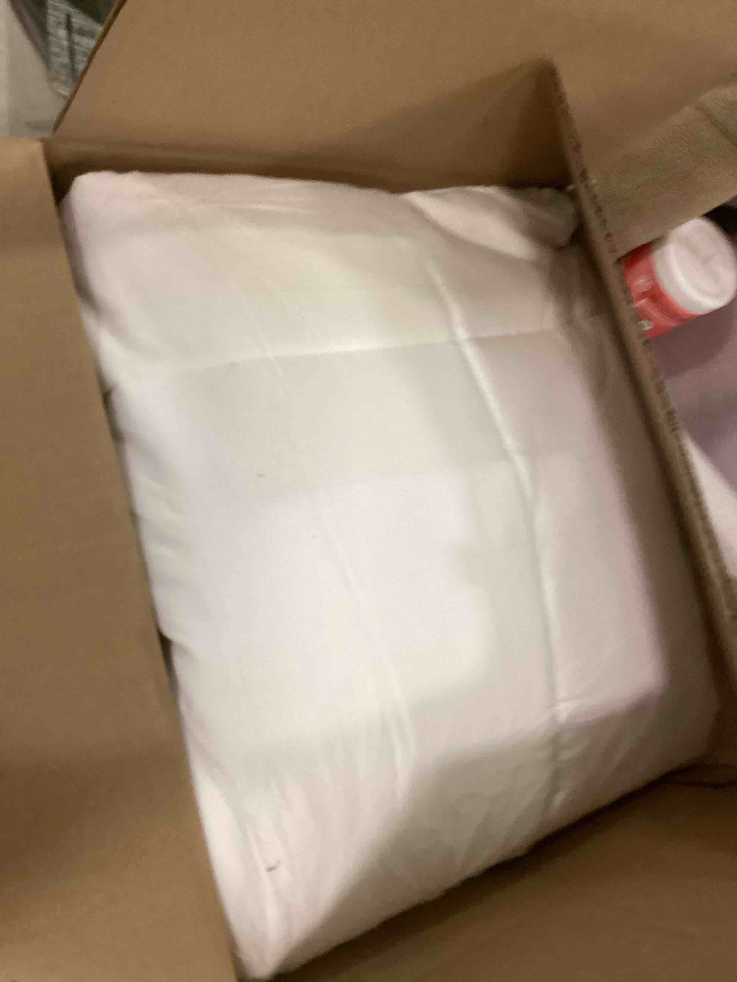 https://s3.amazonaws.com/lotting-images-prod/bidfta/BLU5908585_1711458699629.jpeg