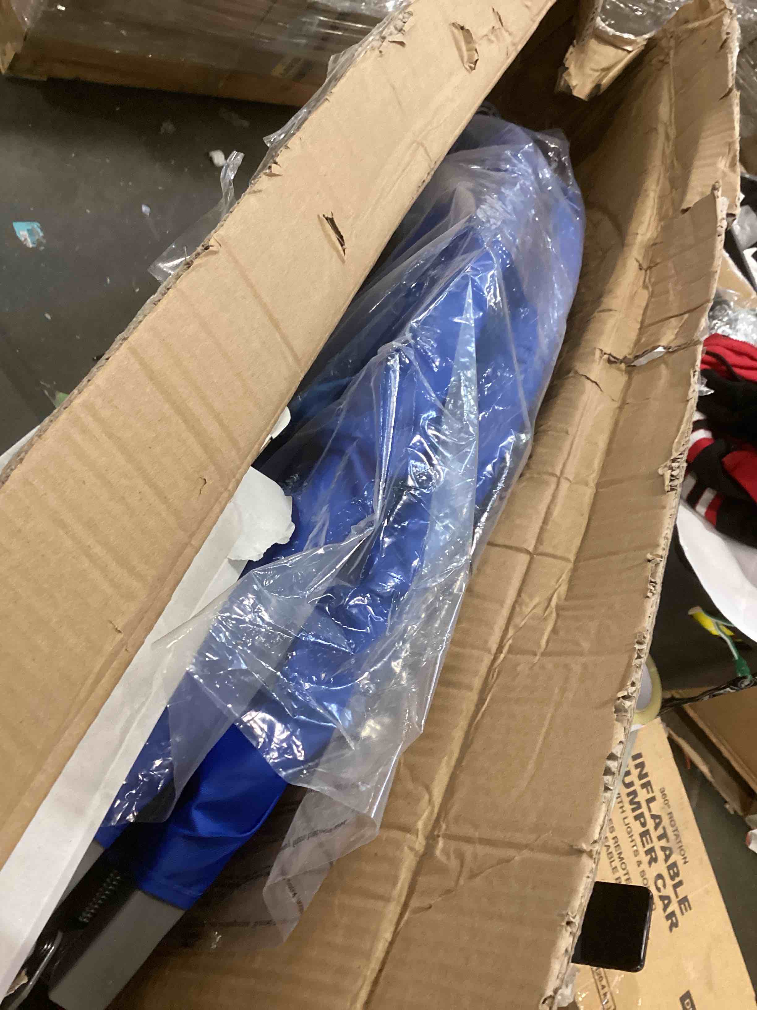 https://s3.amazonaws.com/lotting-images-prod/bidfta/BLU5909481_1712772583854.jpeg