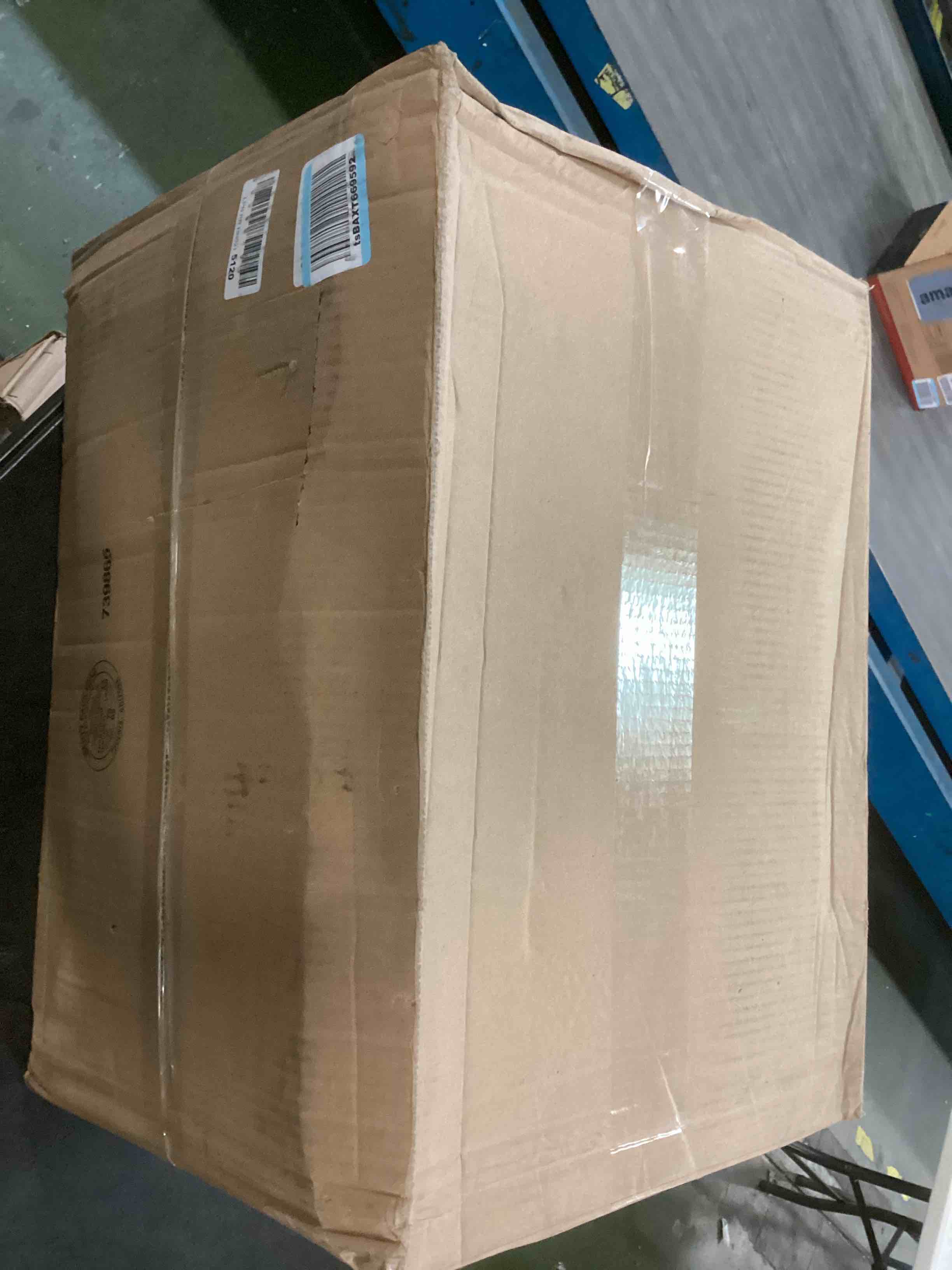 https://s3.amazonaws.com/lotting-images-prod/bidfta/BLU5910156_1713186894370.jpeg