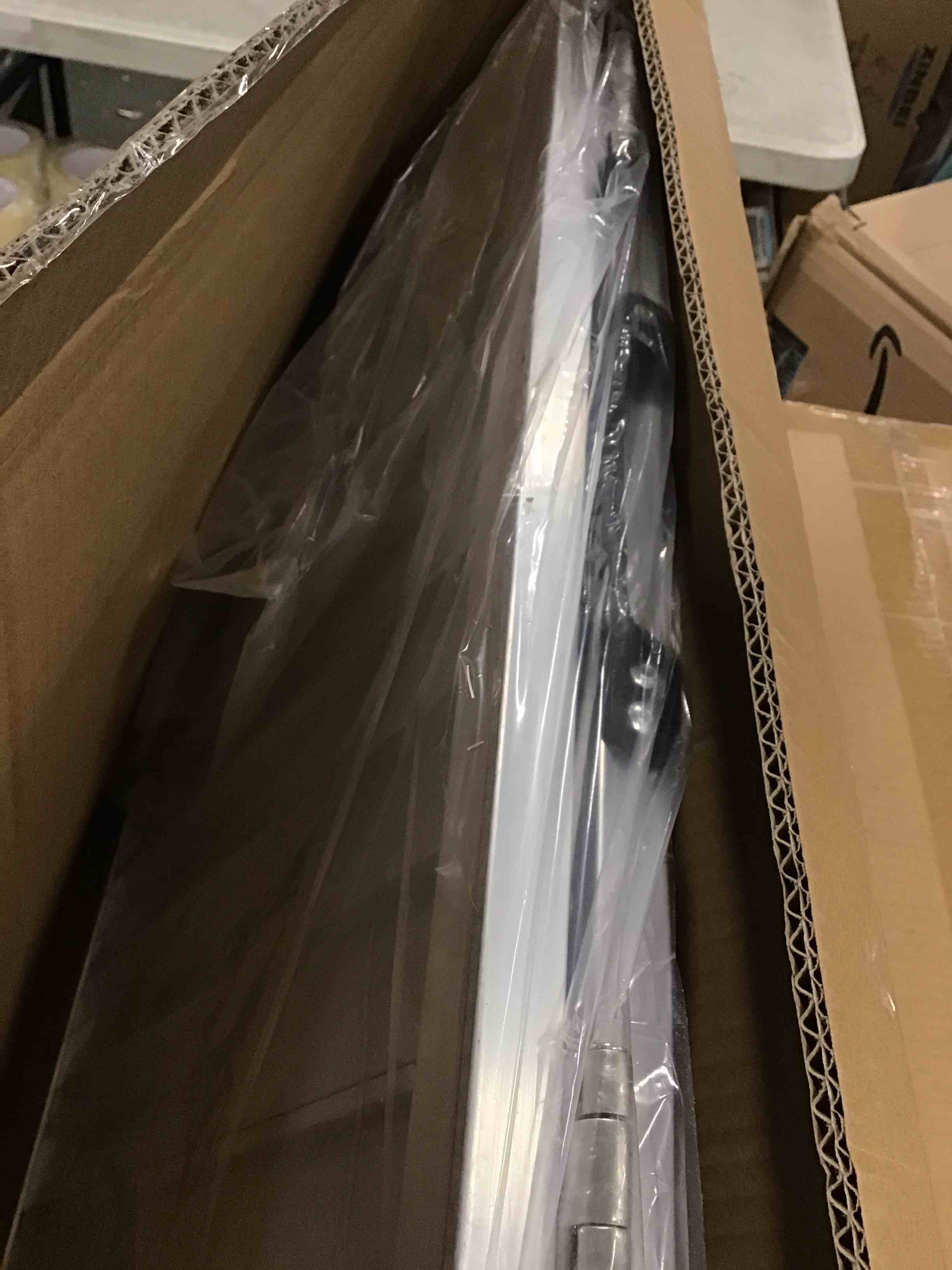 https://s3.amazonaws.com/lotting-images-prod/bidfta/BLU5910588_1710851234566.jpeg