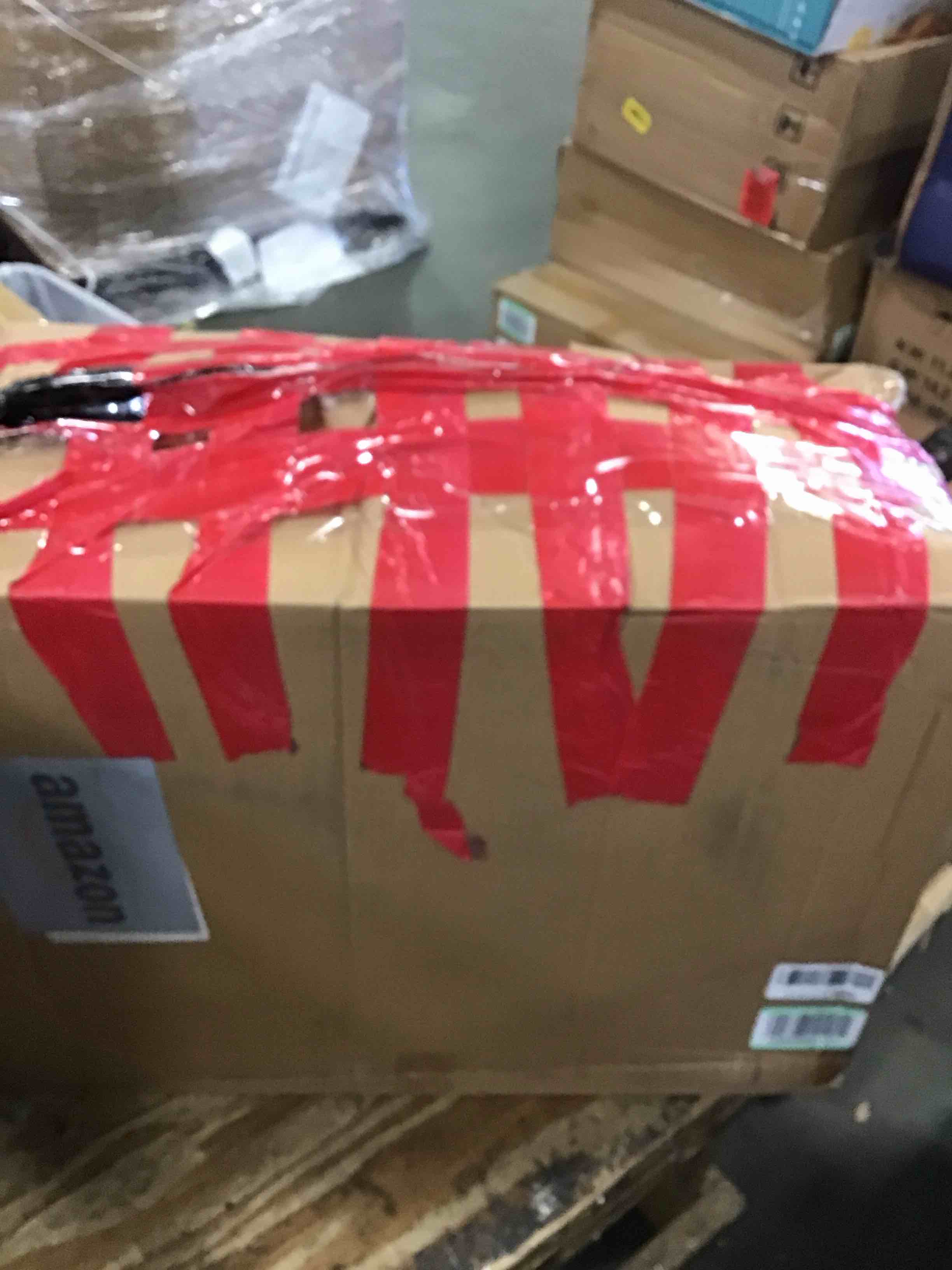 https://s3.amazonaws.com/lotting-images-prod/bidfta/BLU5910659_1710863336594.jpeg