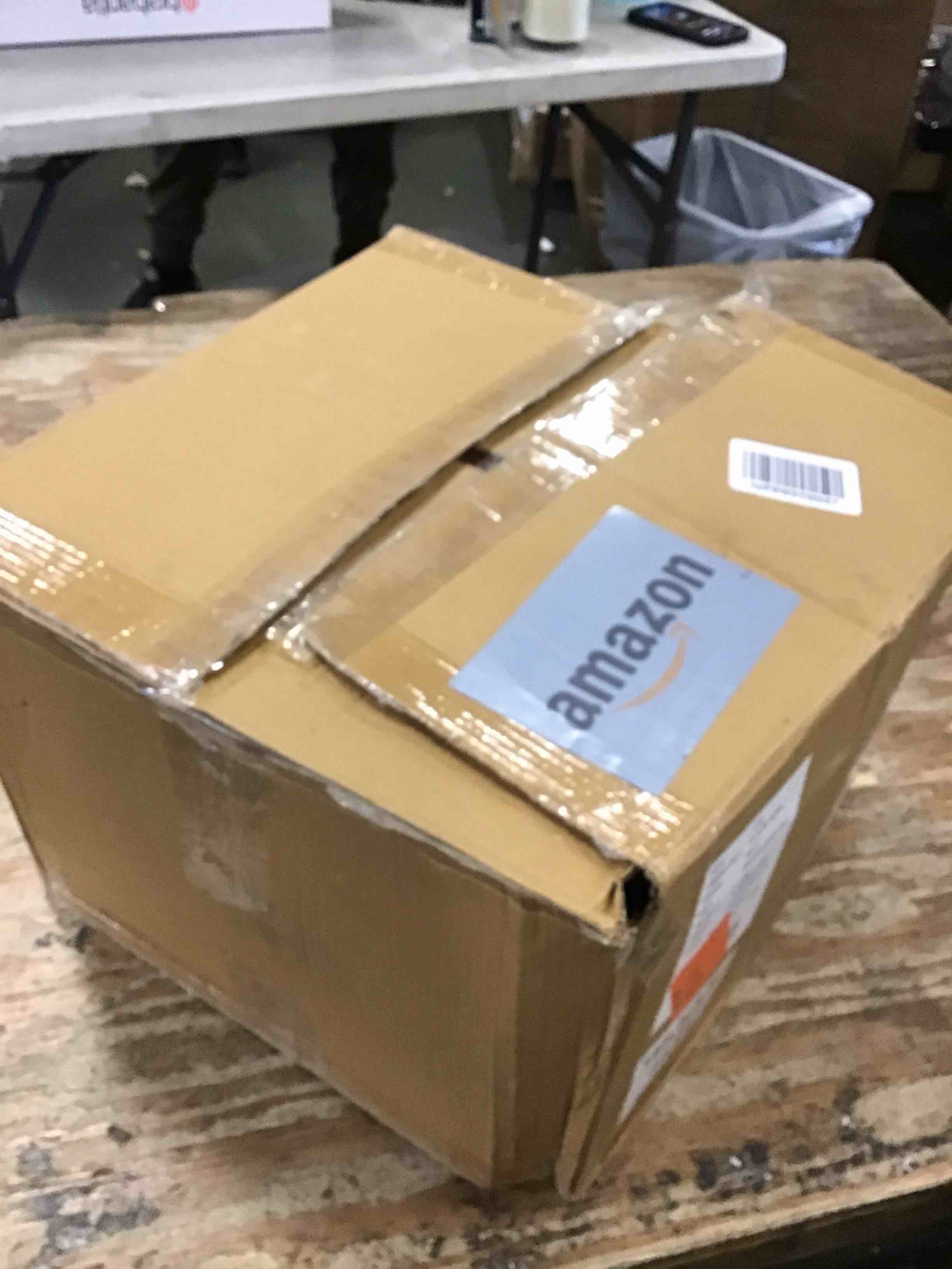 https://s3.amazonaws.com/lotting-images-prod/bidfta/BLU5910690_1710869287184.jpeg