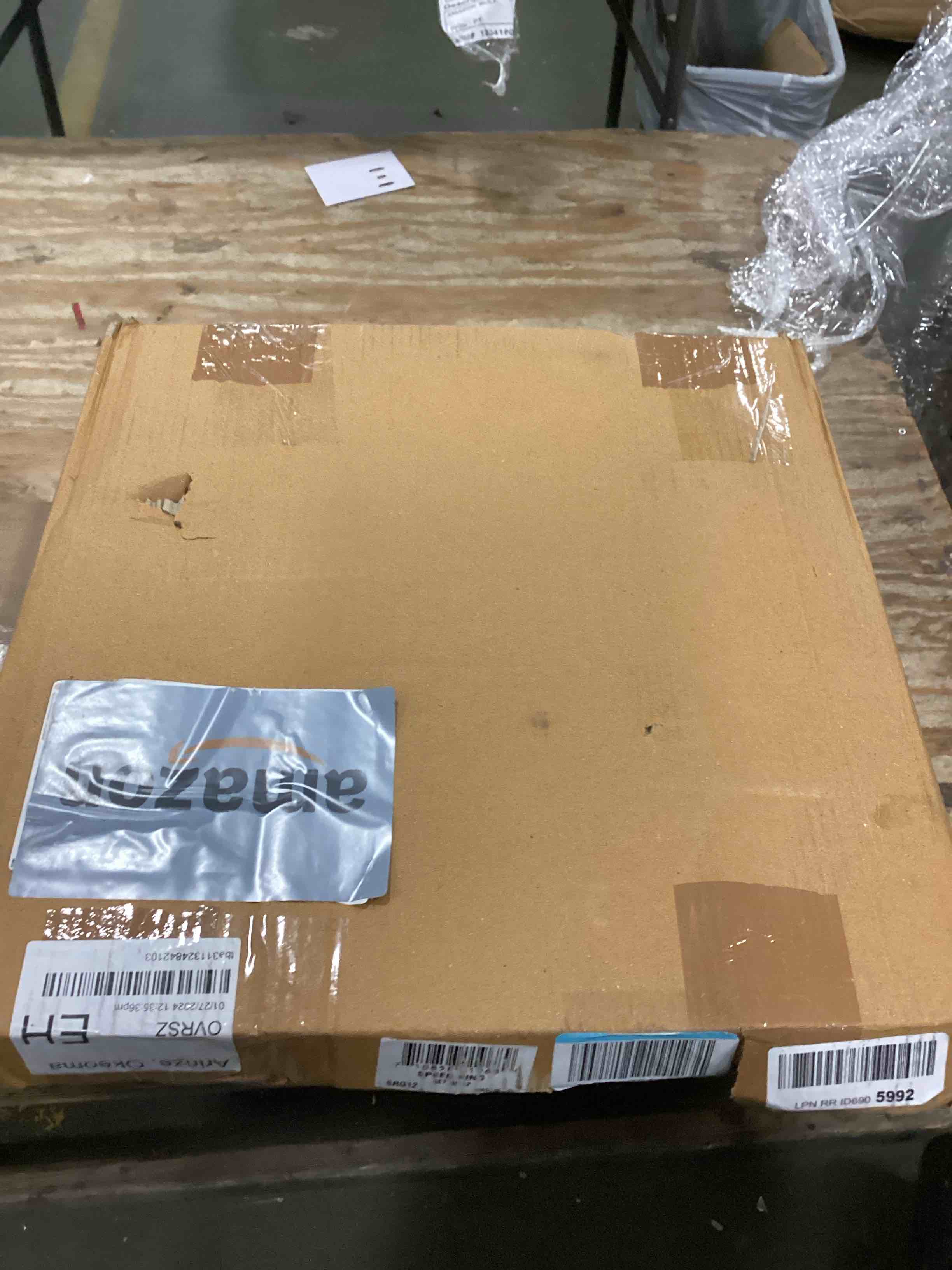 https://s3.amazonaws.com/lotting-images-prod/bidfta/BLU5910754_1710936411576.jpeg