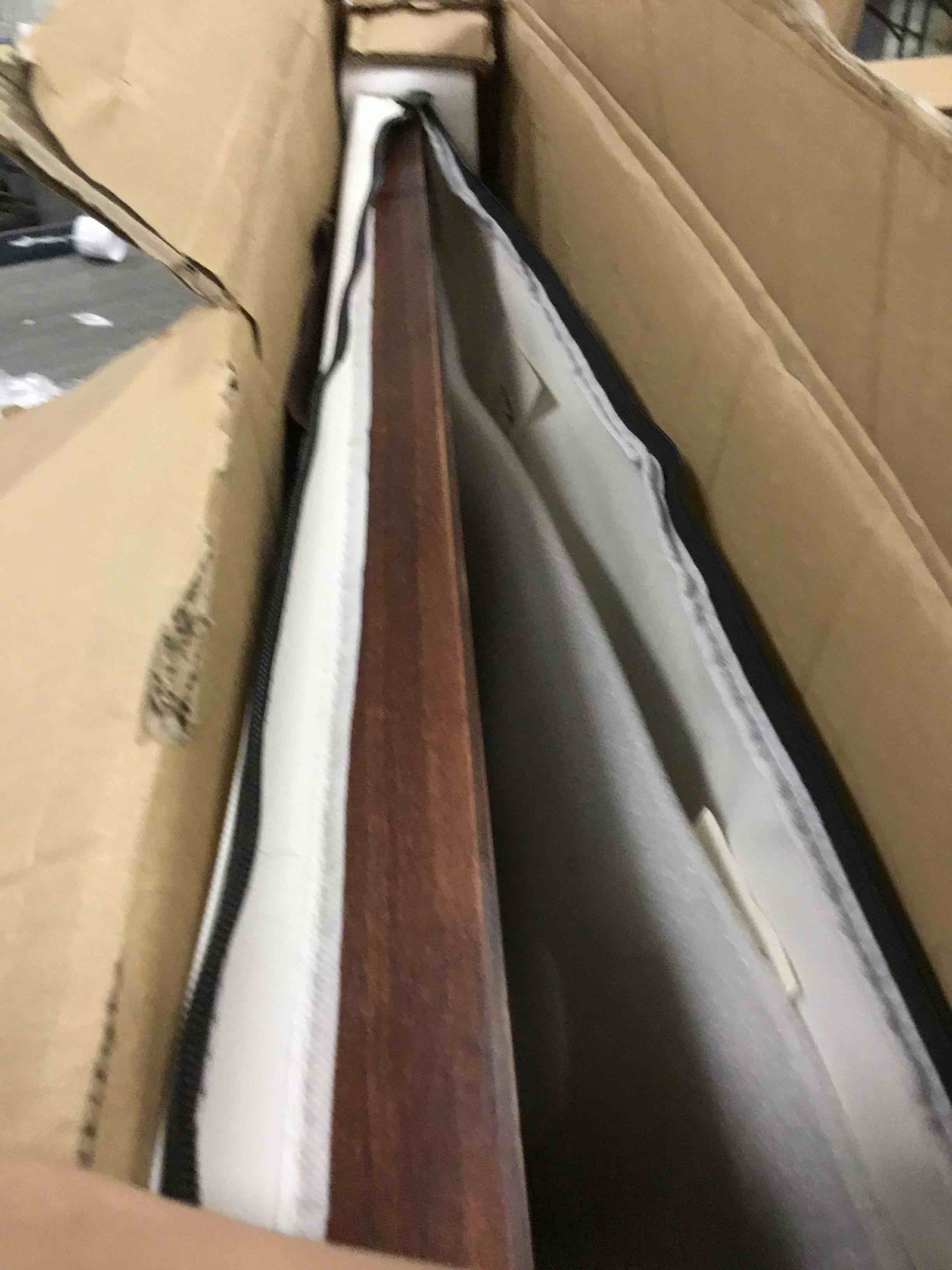 https://s3.amazonaws.com/lotting-images-prod/bidfta/BLU5910965_1711022347919.jpeg