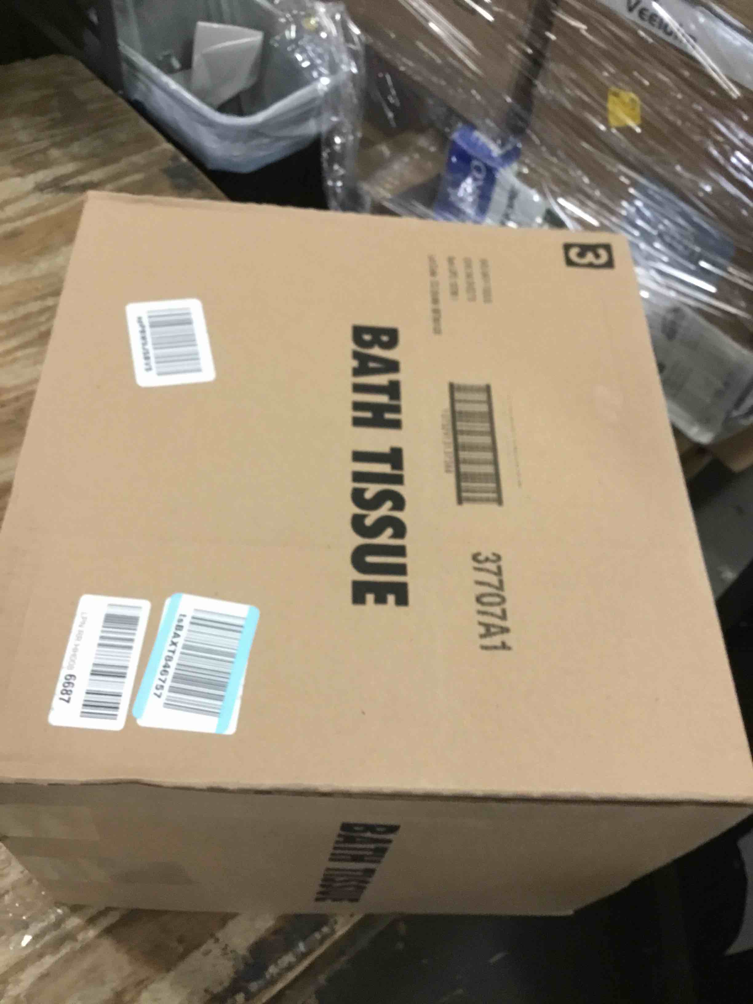 https://s3.amazonaws.com/lotting-images-prod/bidfta/BLU5911045_1711033884510.jpeg