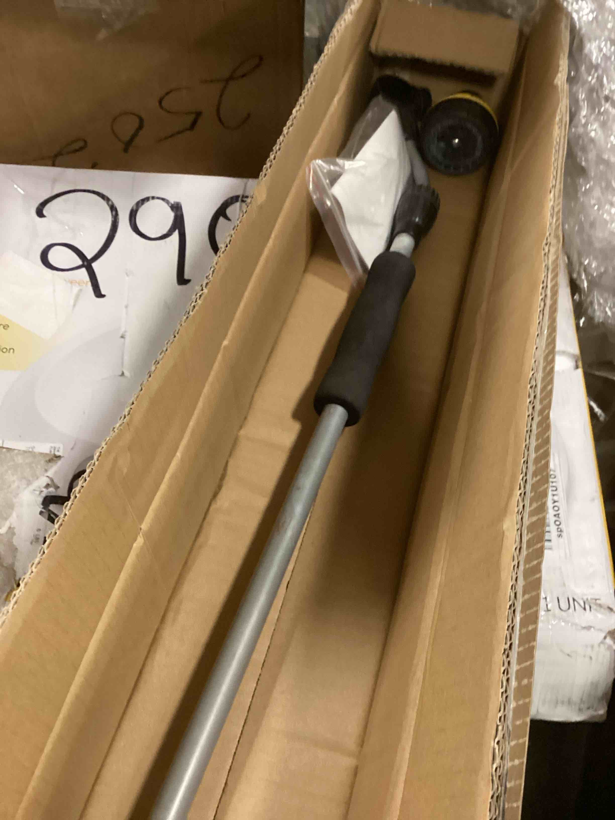 https://s3.amazonaws.com/lotting-images-prod/bidfta/BLU5911150_1711105267069.jpeg