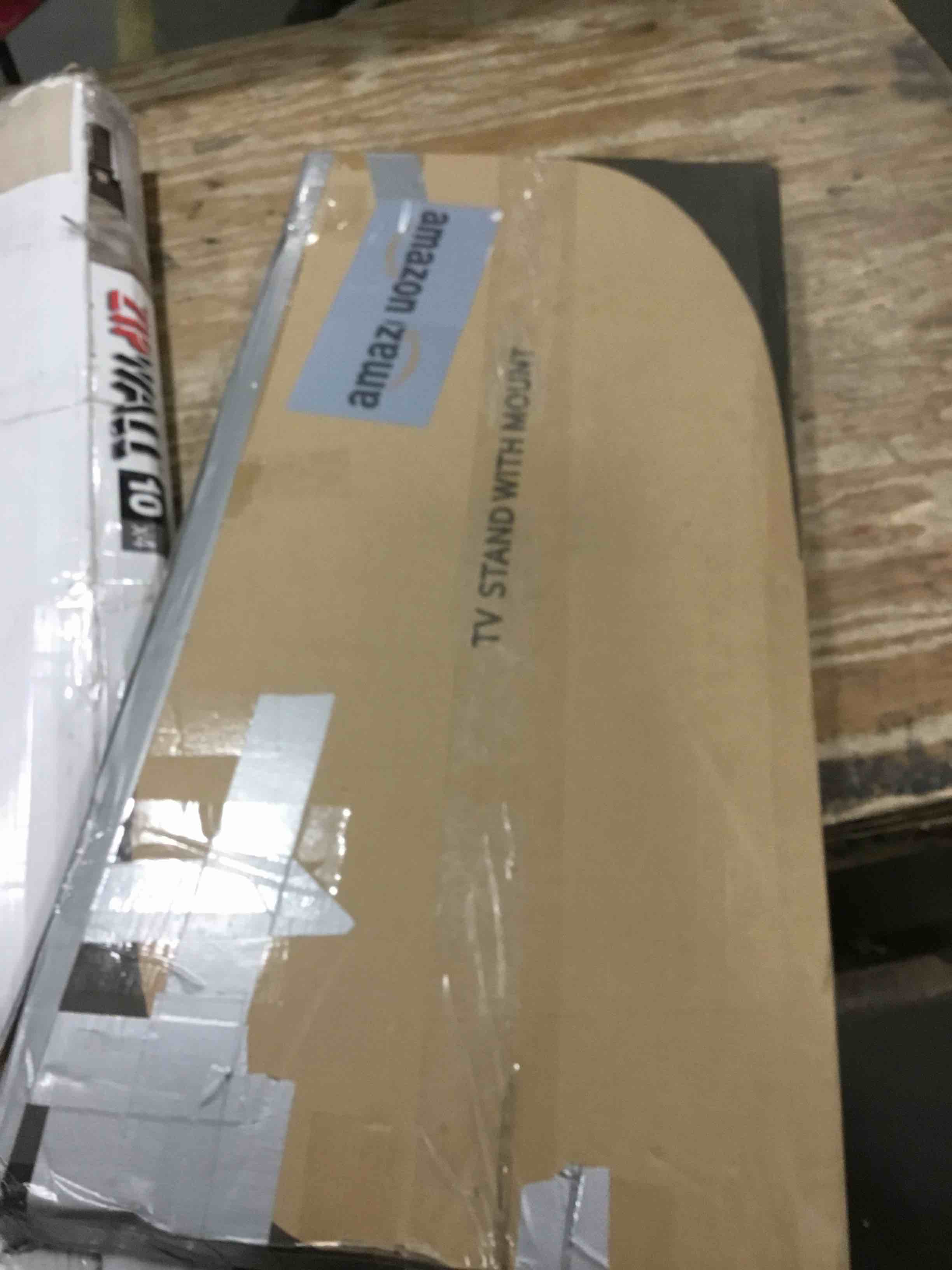 https://s3.amazonaws.com/lotting-images-prod/bidfta/BLU5911680_1711459891026.jpeg