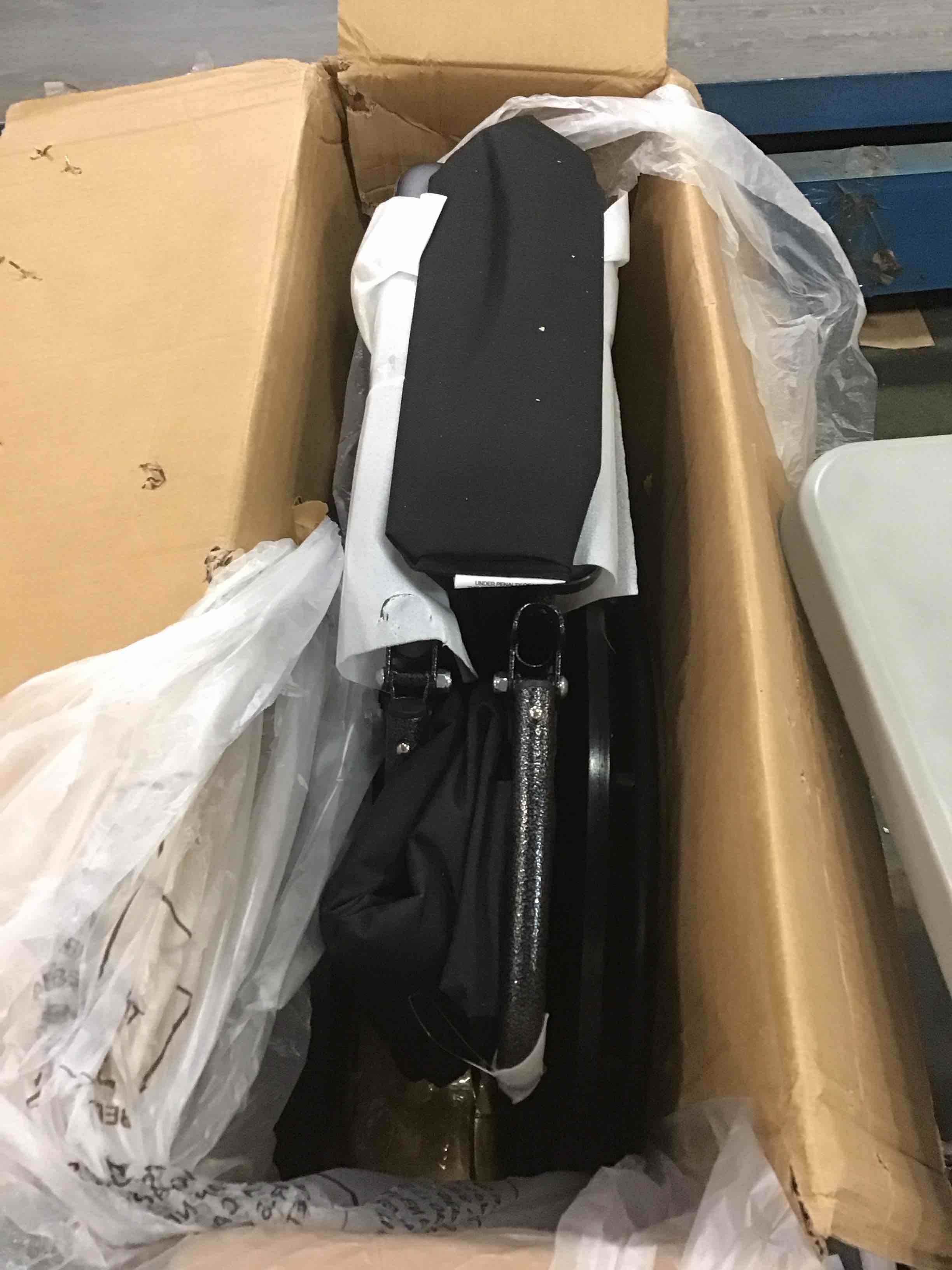 https://s3.amazonaws.com/lotting-images-prod/bidfta/BLU5912256_1709581448700.jpeg