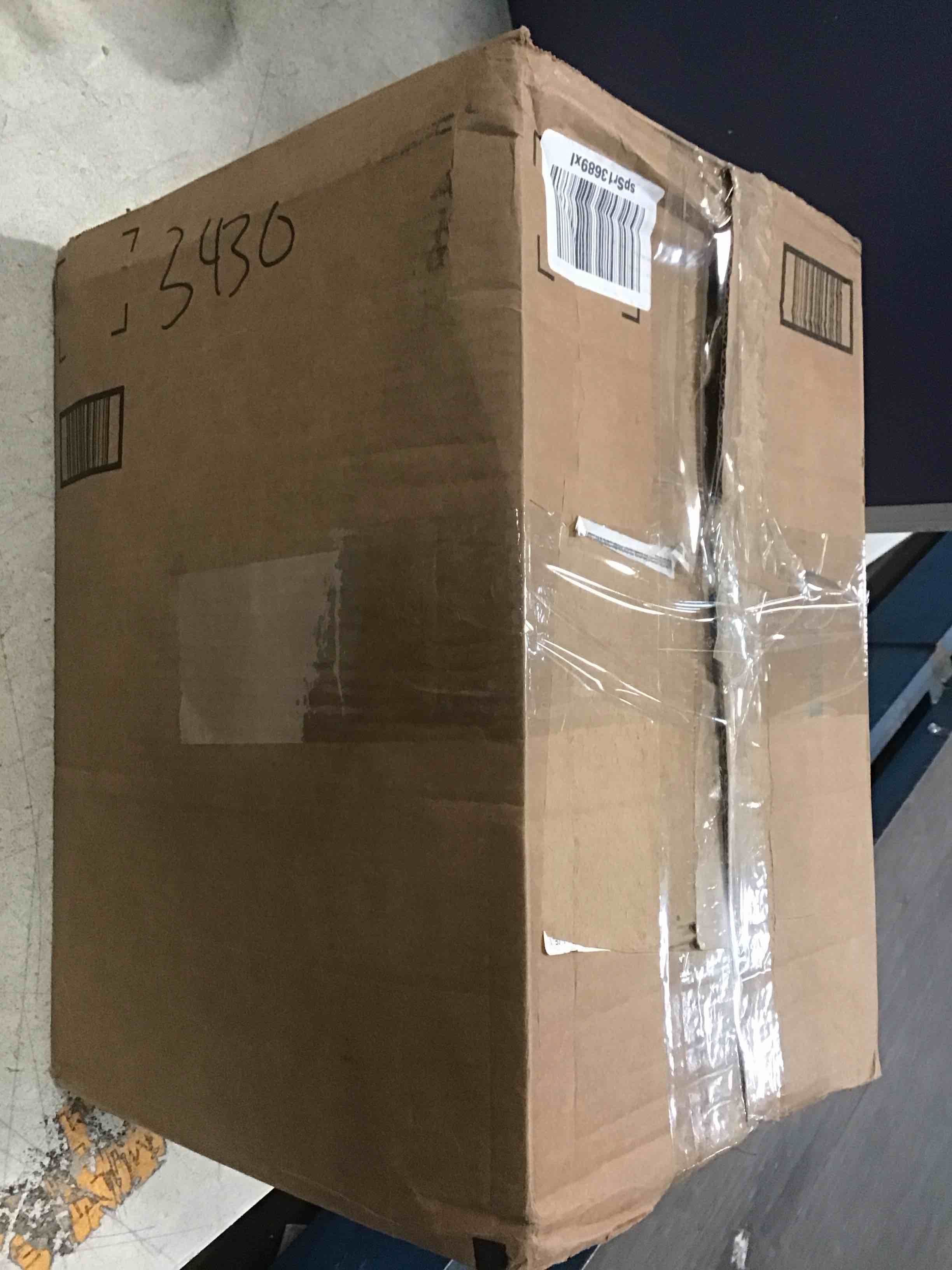https://s3.amazonaws.com/lotting-images-prod/bidfta/BLU5912420_1709656146028.jpeg