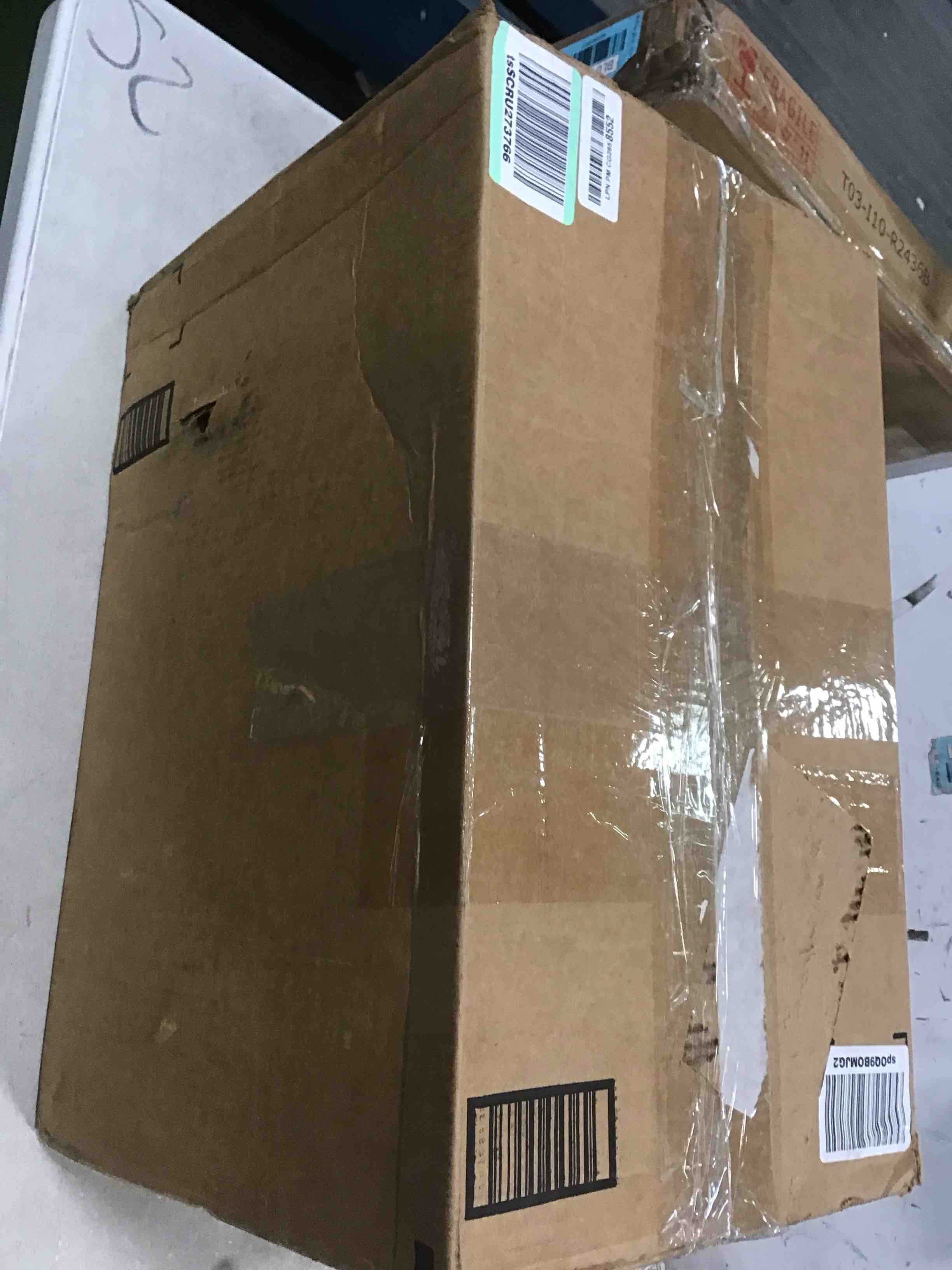 https://s3.amazonaws.com/lotting-images-prod/bidfta/BLU5912675_1709741894621.jpeg