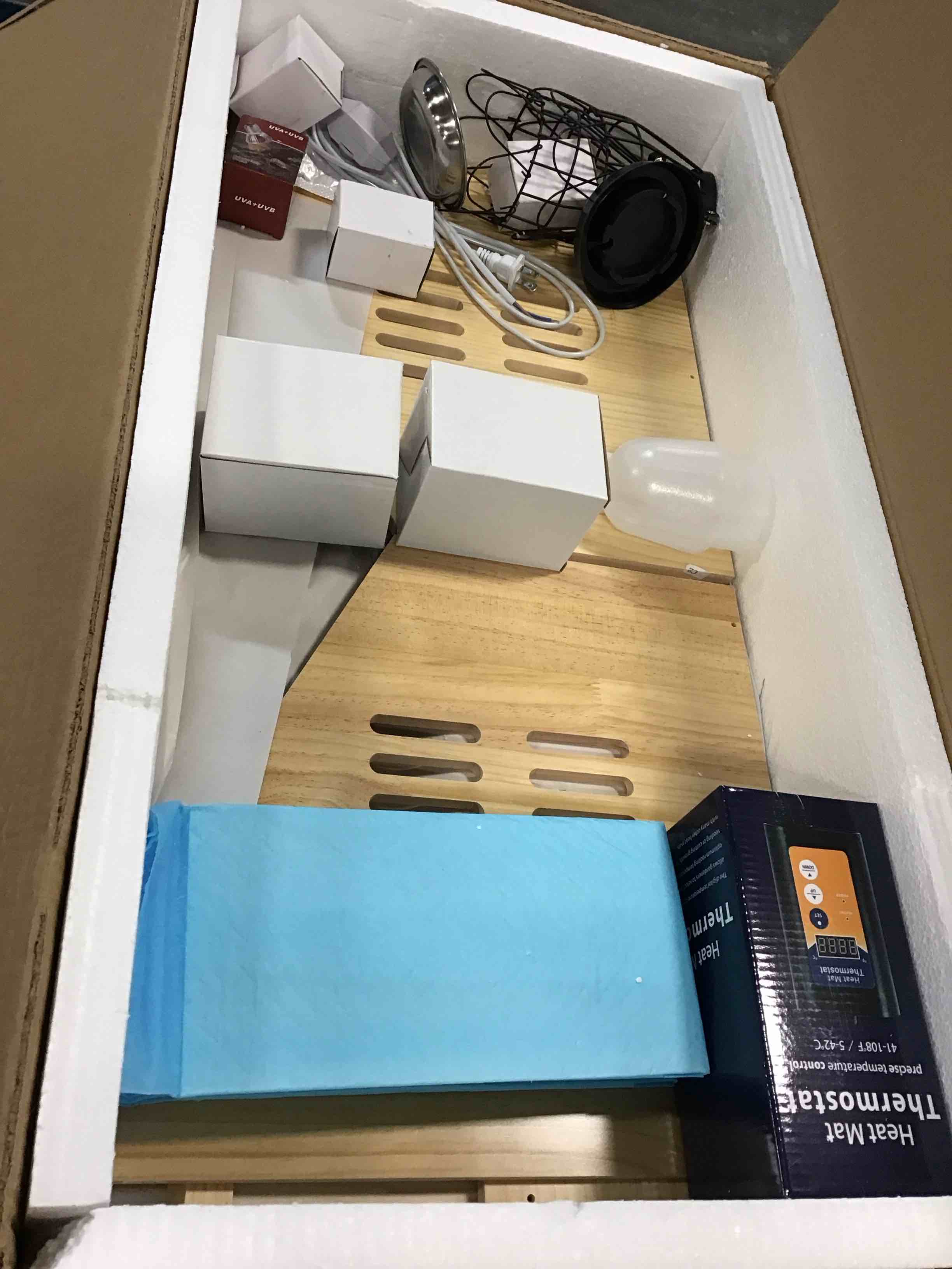 https://s3.amazonaws.com/lotting-images-prod/bidfta/BLU5913127_1709905752511.jpeg