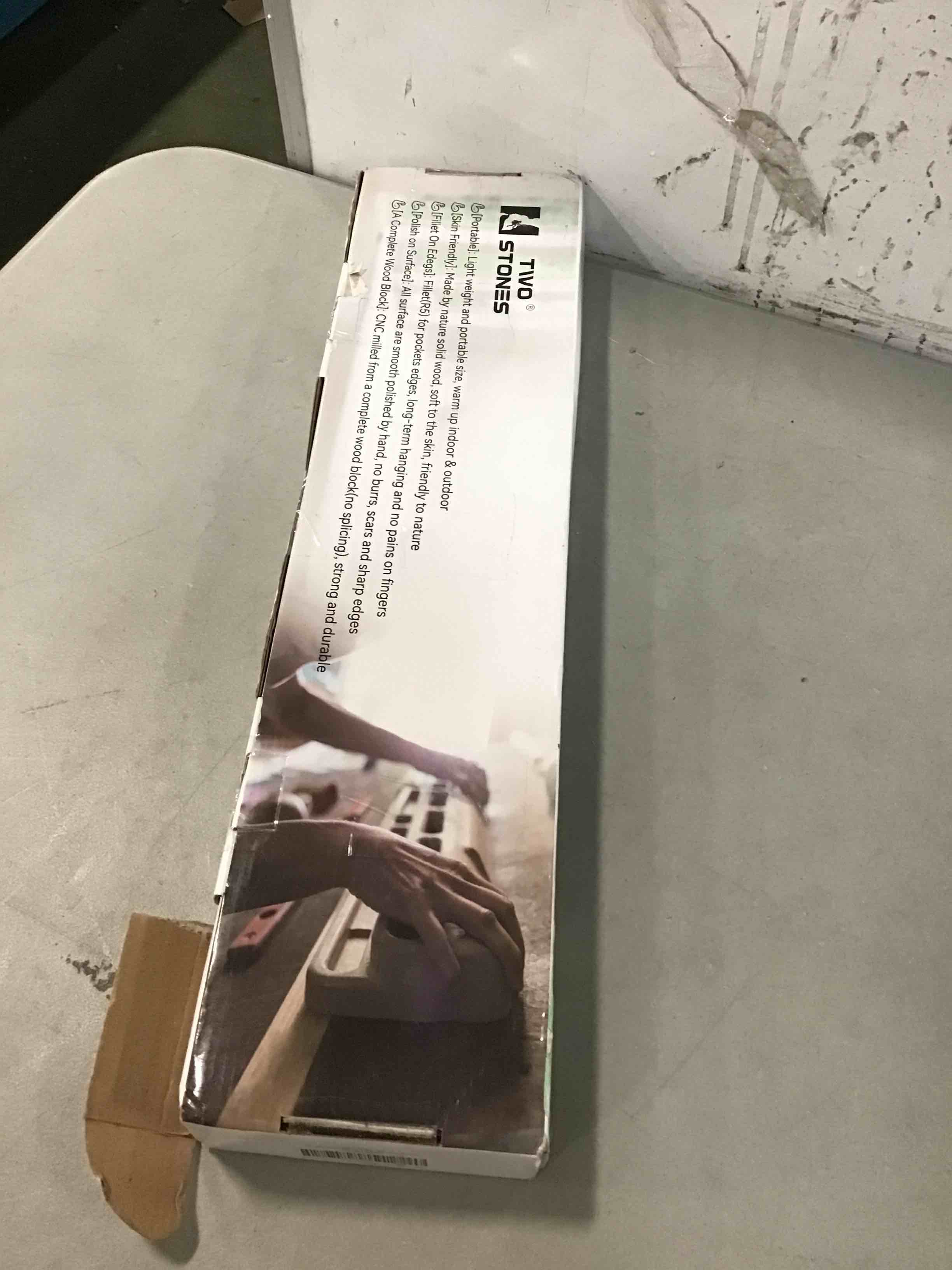 https://s3.amazonaws.com/lotting-images-prod/bidfta/BLU5915283_1709654458914.jpeg