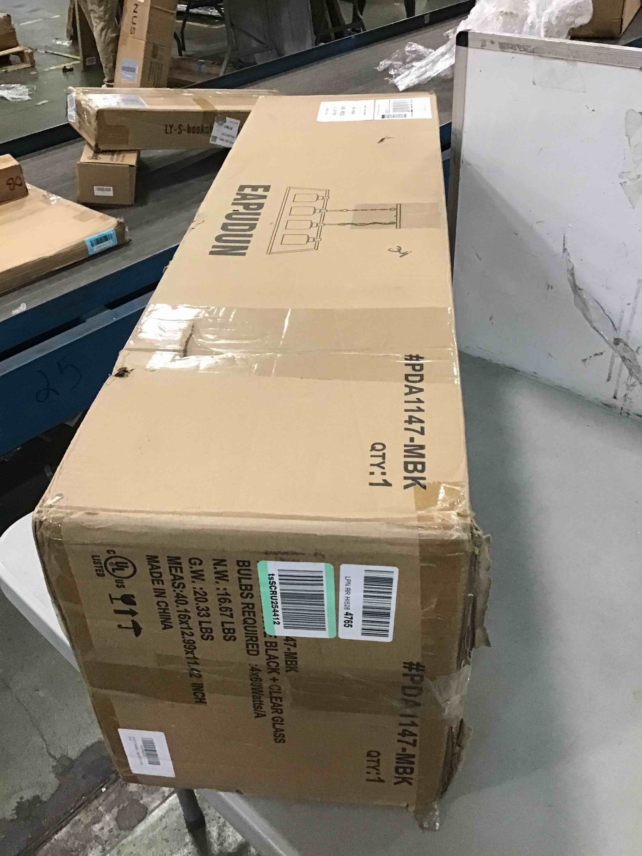 https://s3.amazonaws.com/lotting-images-prod/bidfta/BLU5915390_1709730396081.jpeg