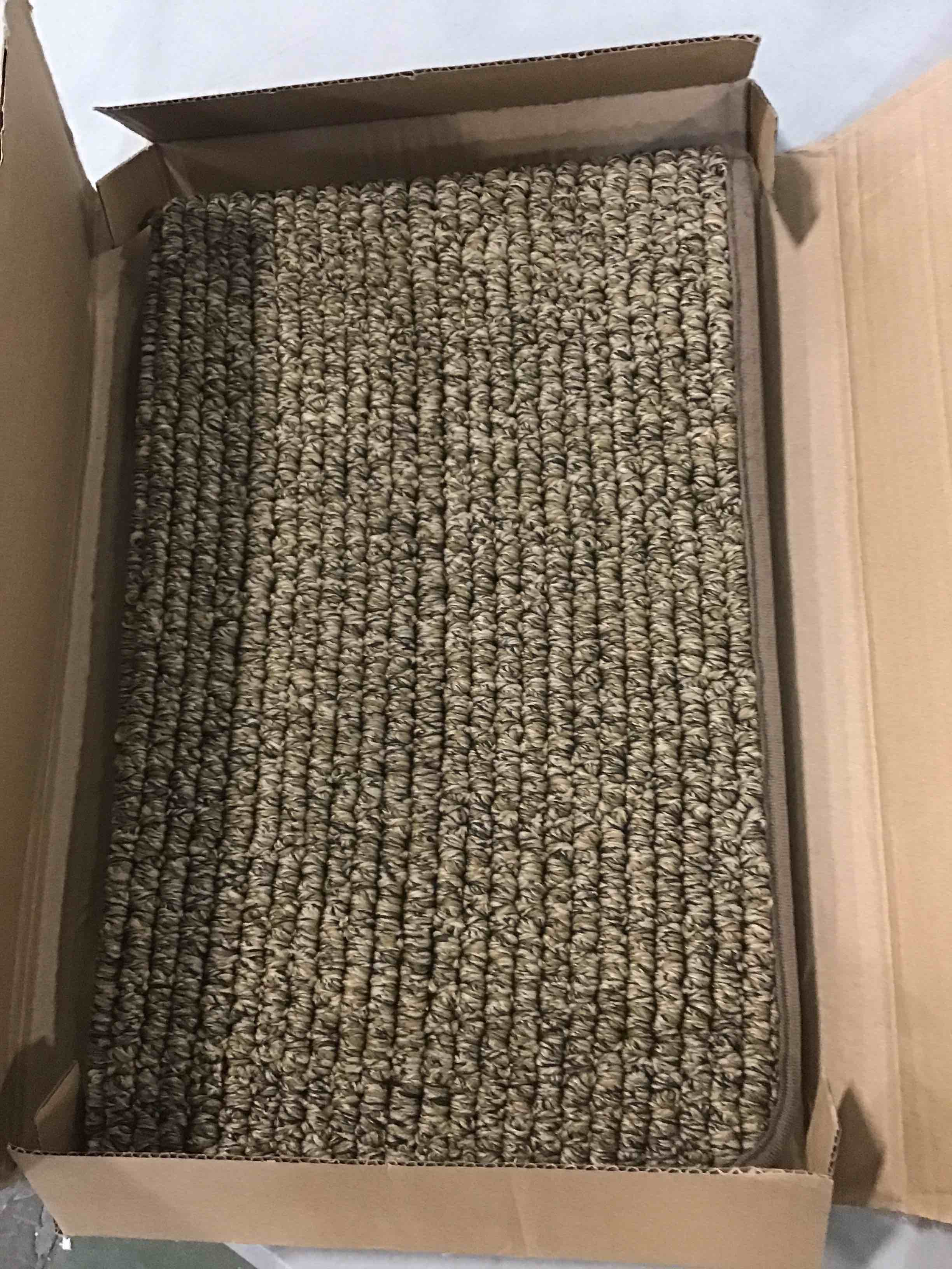 https://s3.amazonaws.com/lotting-images-prod/bidfta/BLU5915469_1709745554084.jpeg