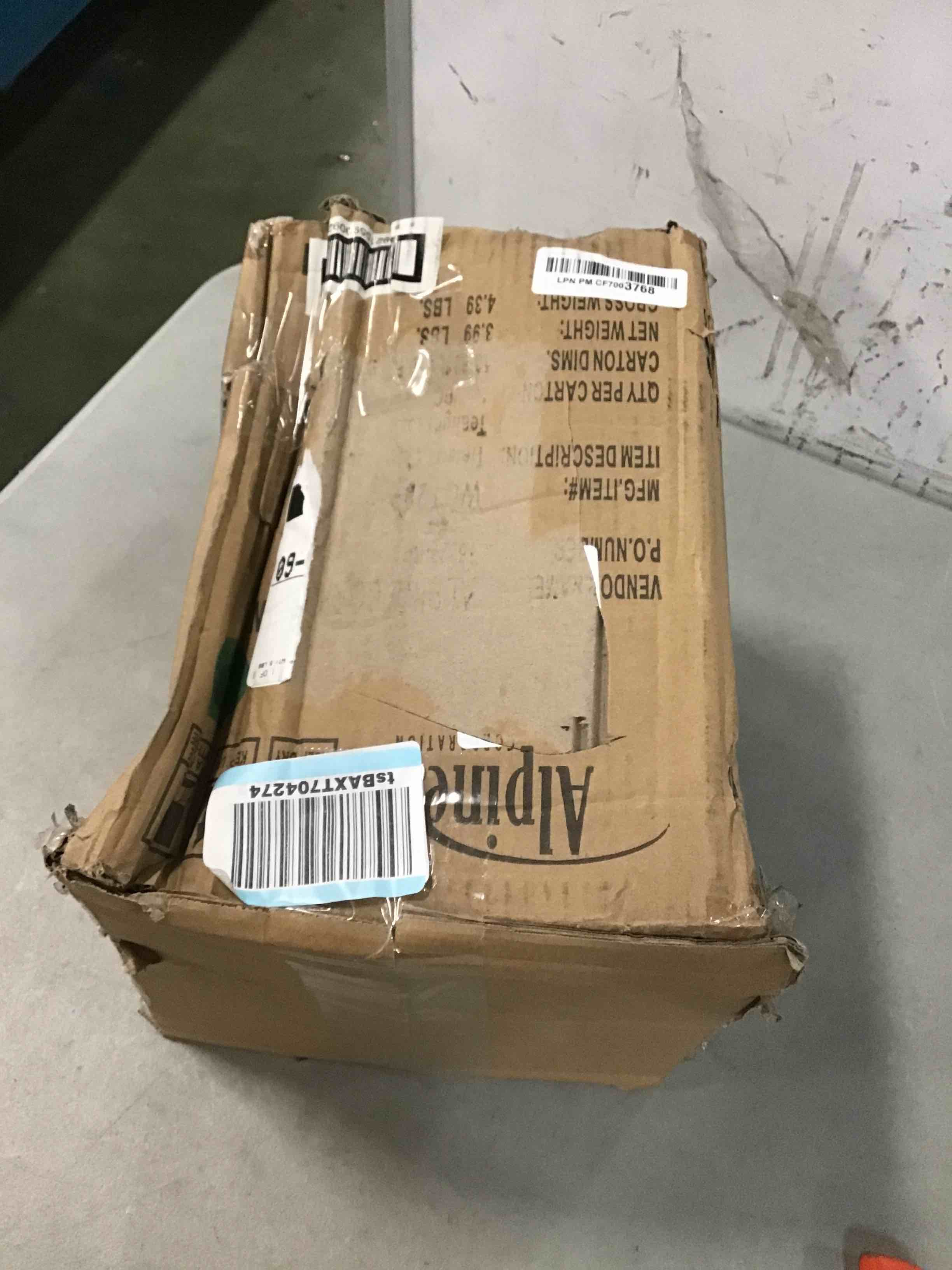 https://s3.amazonaws.com/lotting-images-prod/bidfta/BLU5915491_1709750143719.jpeg