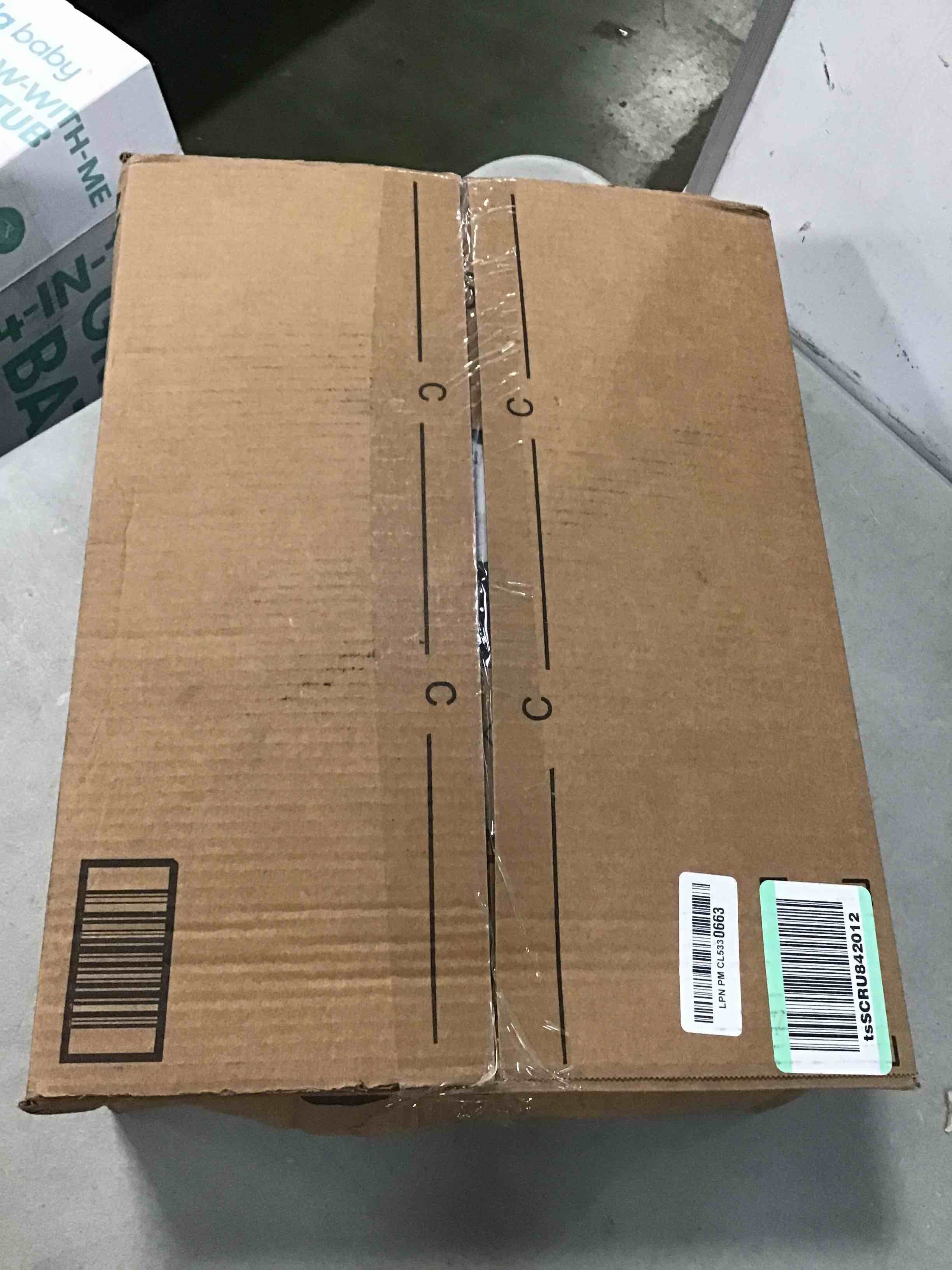 https://s3.amazonaws.com/lotting-images-prod/bidfta/BLU5915503_1709751698343.jpeg