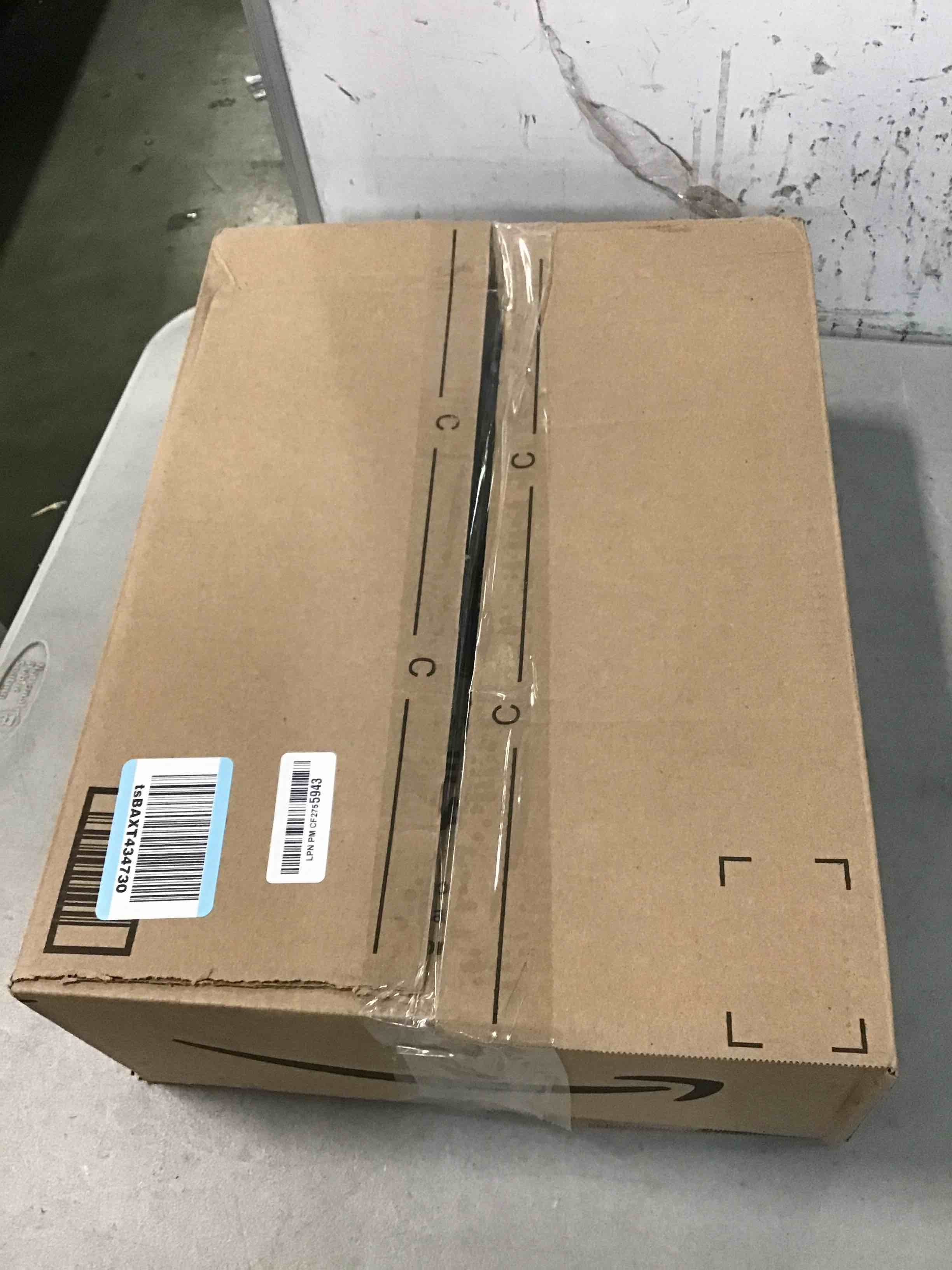 https://s3.amazonaws.com/lotting-images-prod/bidfta/BLU5915504_1709751813063.jpeg
