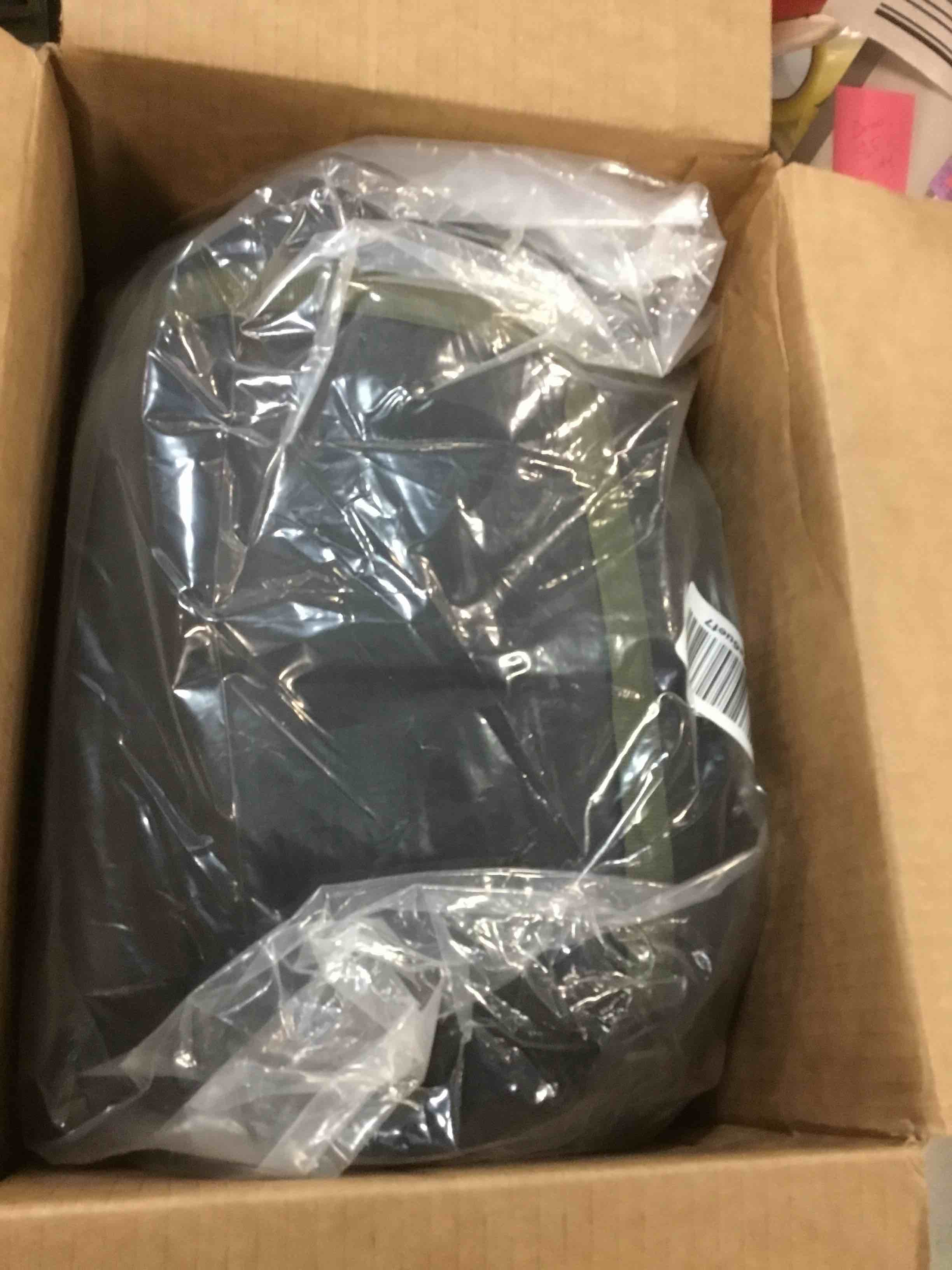 https://s3.amazonaws.com/lotting-images-prod/bidfta/BLU5916684_1709652492757.jpeg