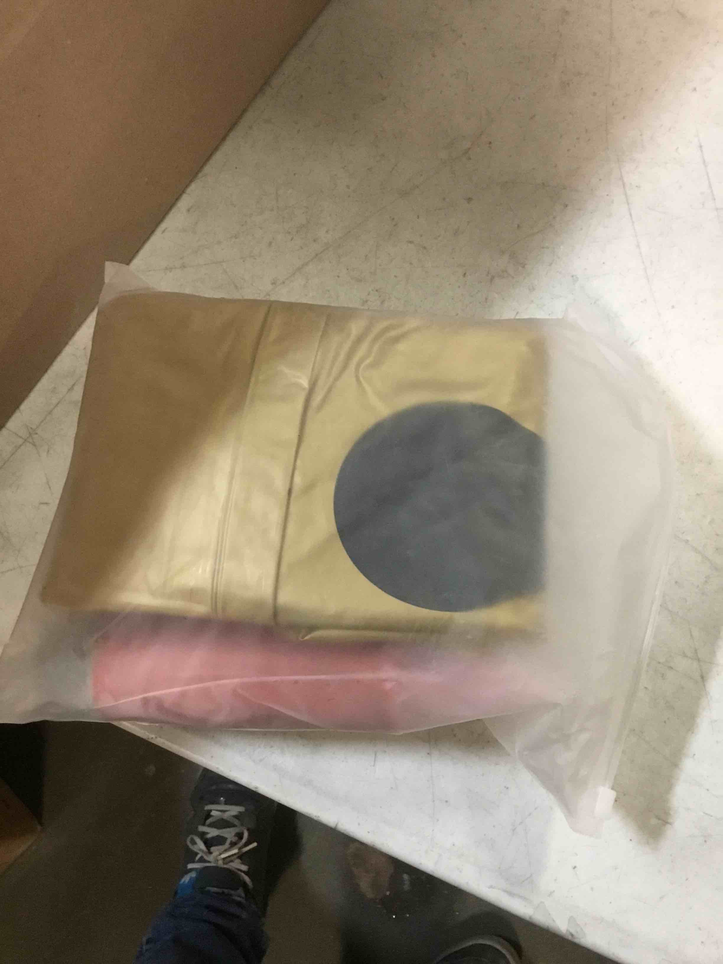 https://s3.amazonaws.com/lotting-images-prod/bidfta/BLU5916687_1709652803143.jpeg