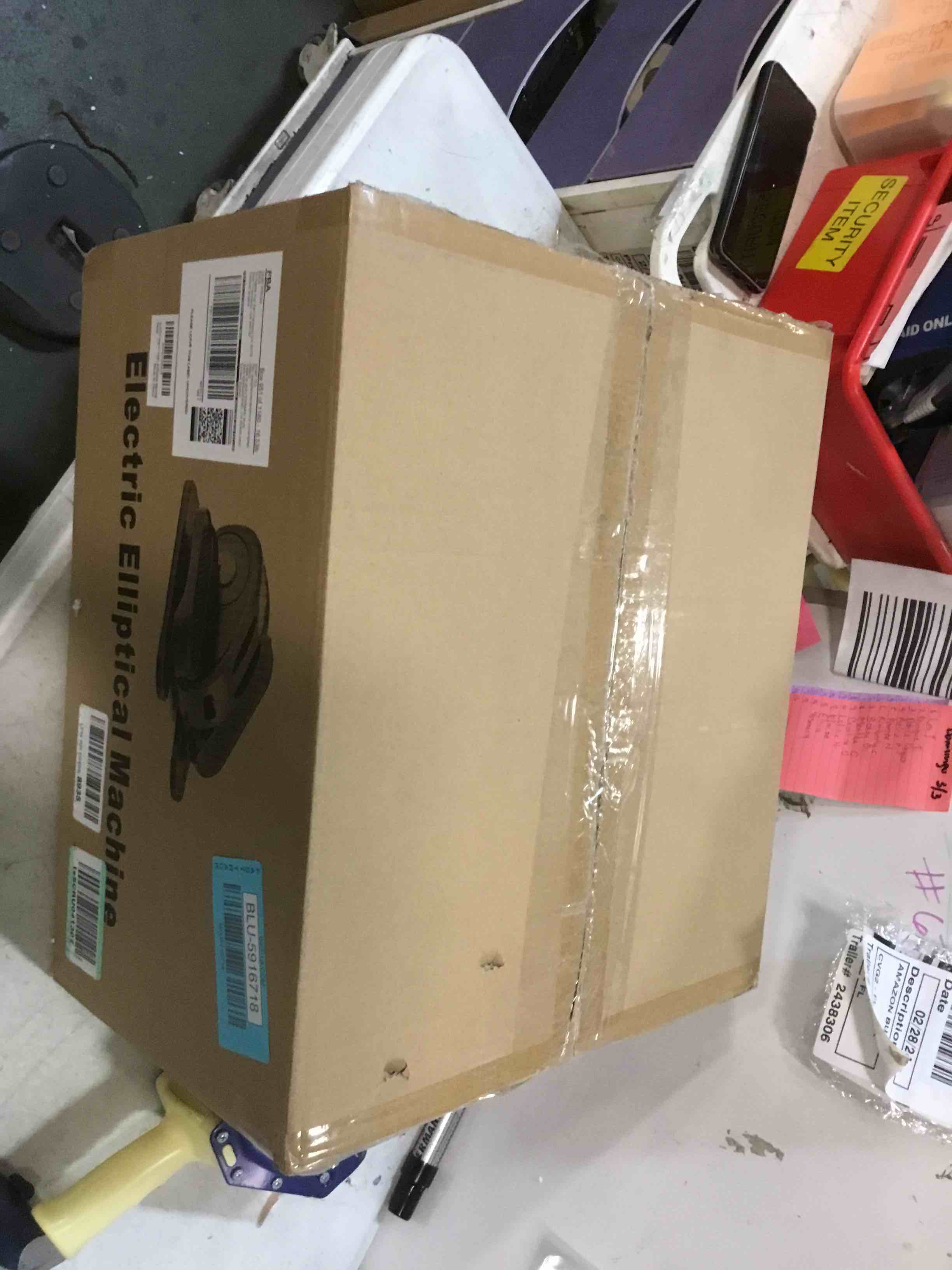 https://s3.amazonaws.com/lotting-images-prod/bidfta/BLU5916718_1709655683974.jpeg
