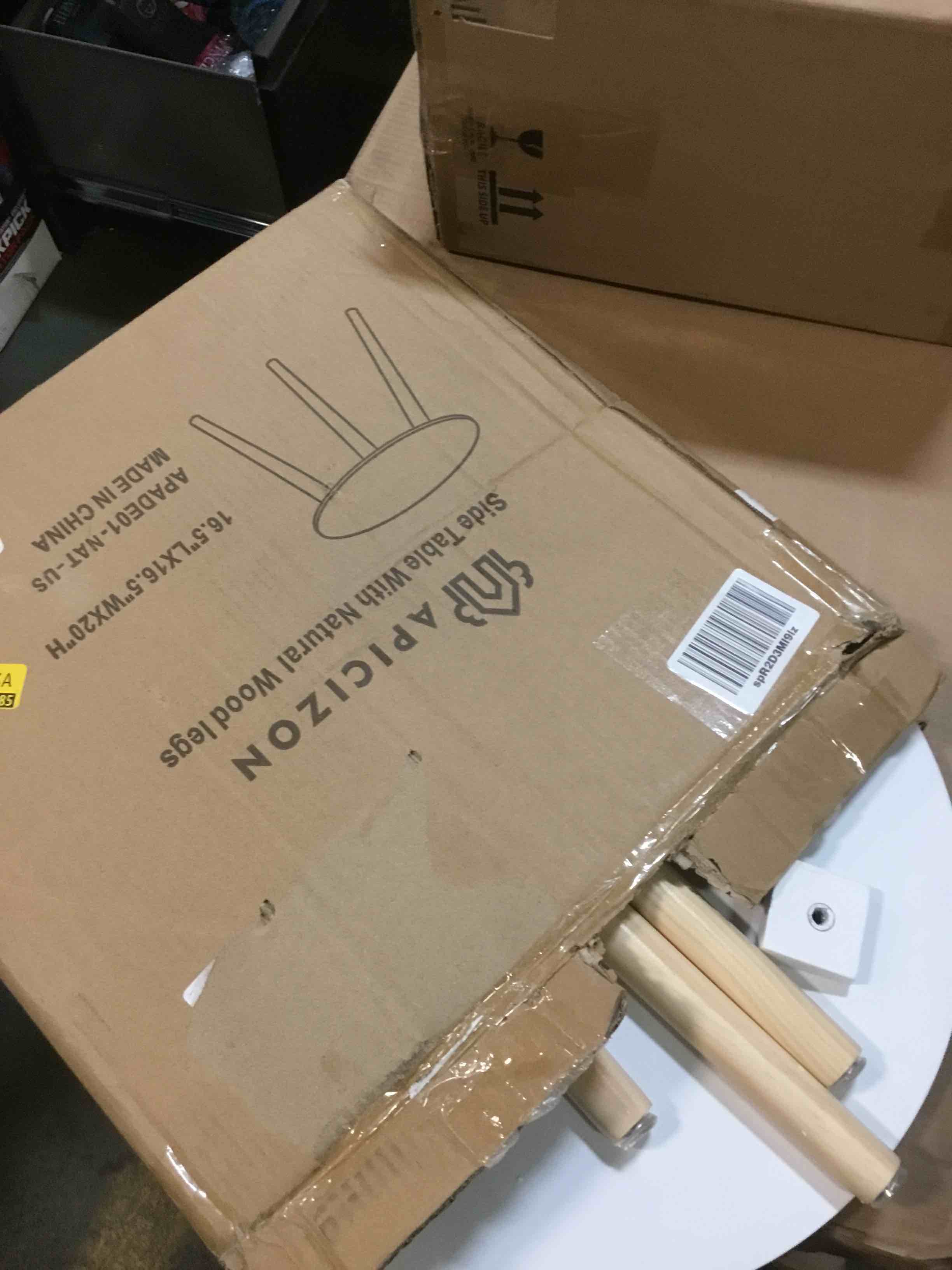 https://s3.amazonaws.com/lotting-images-prod/bidfta/BLU5916754_1709659793287.jpeg