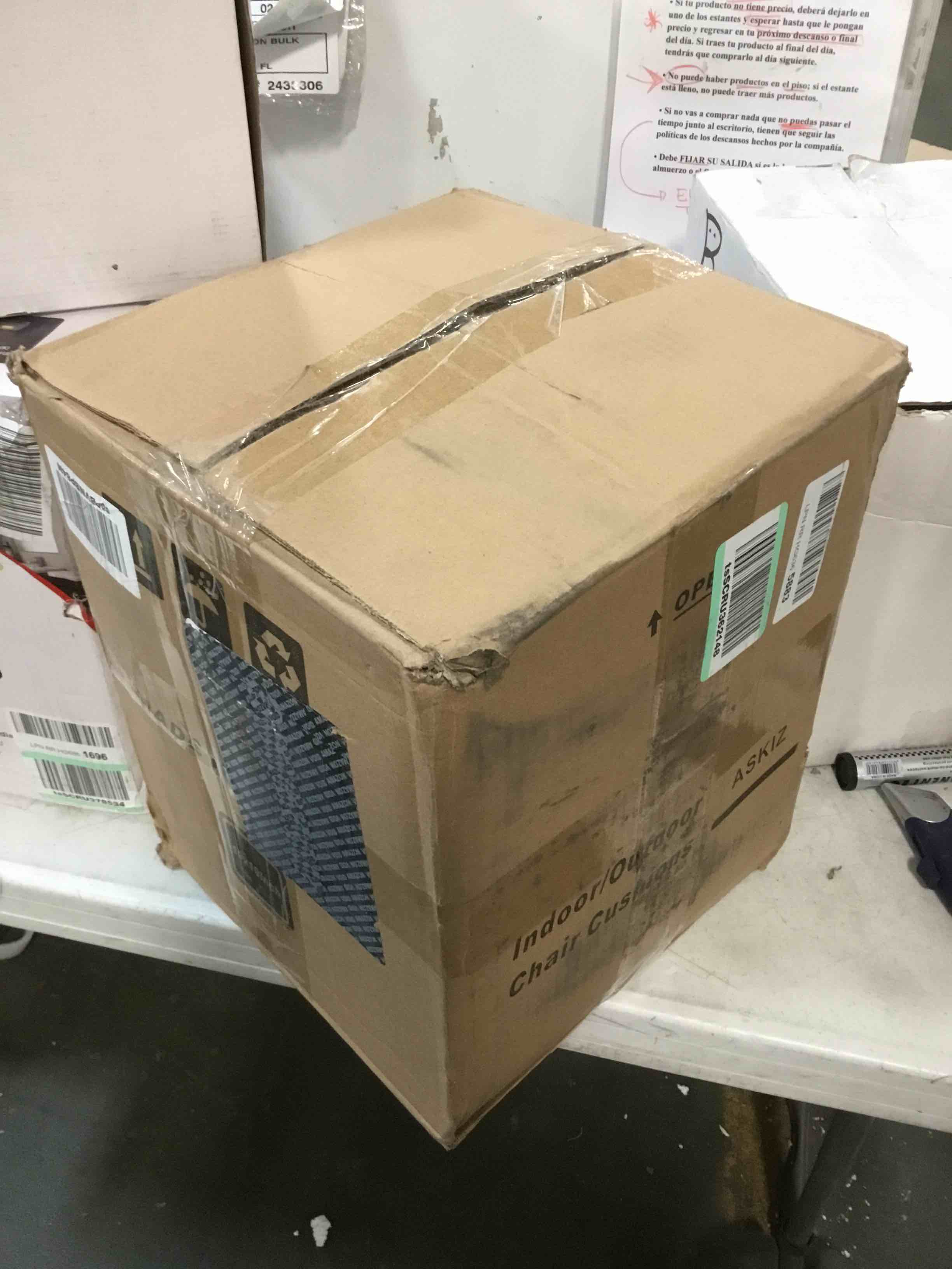 https://s3.amazonaws.com/lotting-images-prod/bidfta/BLU5916829_1709672978790.jpeg