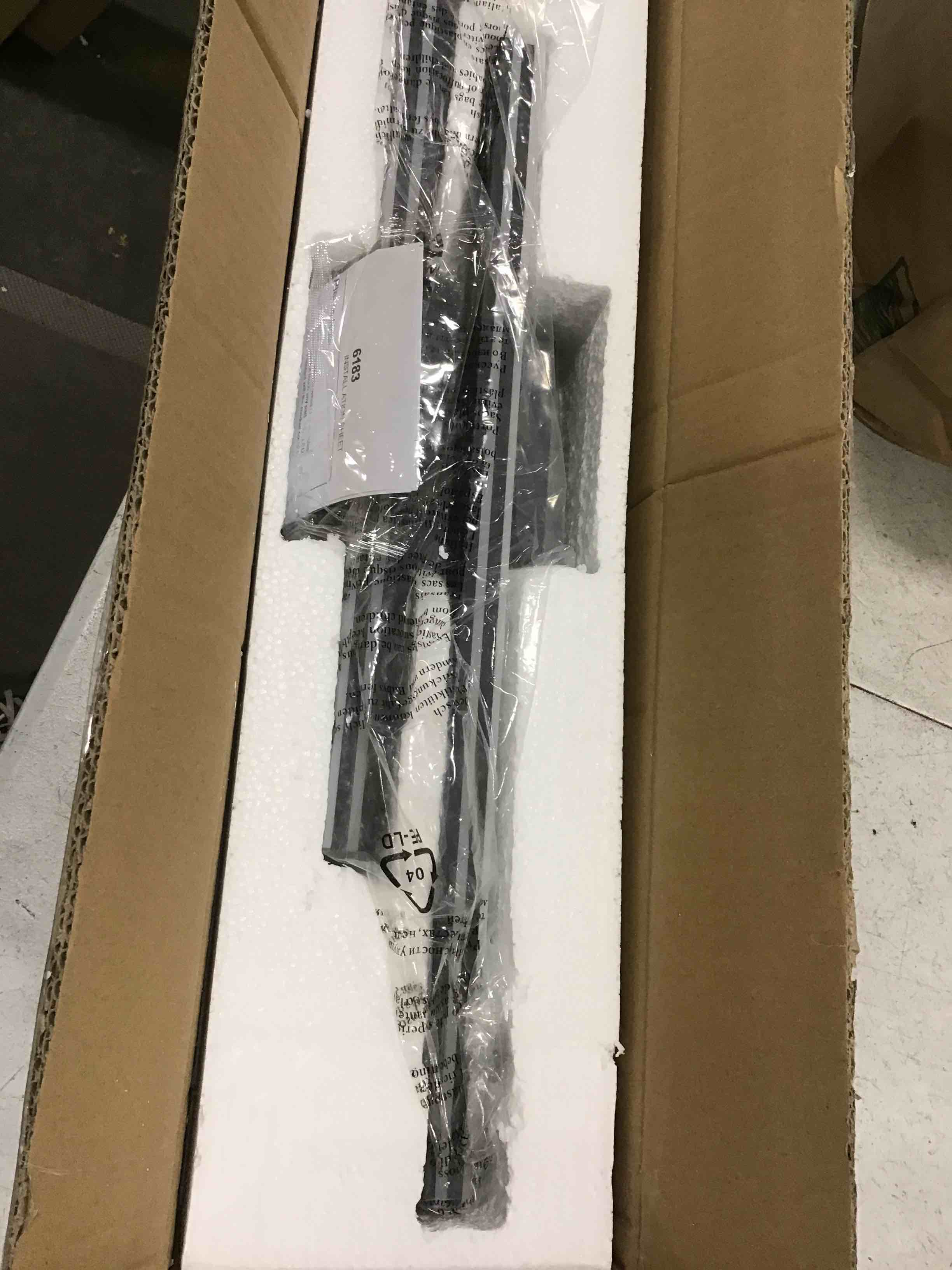 https://s3.amazonaws.com/lotting-images-prod/bidfta/BLU5916936_1709742353640.jpeg