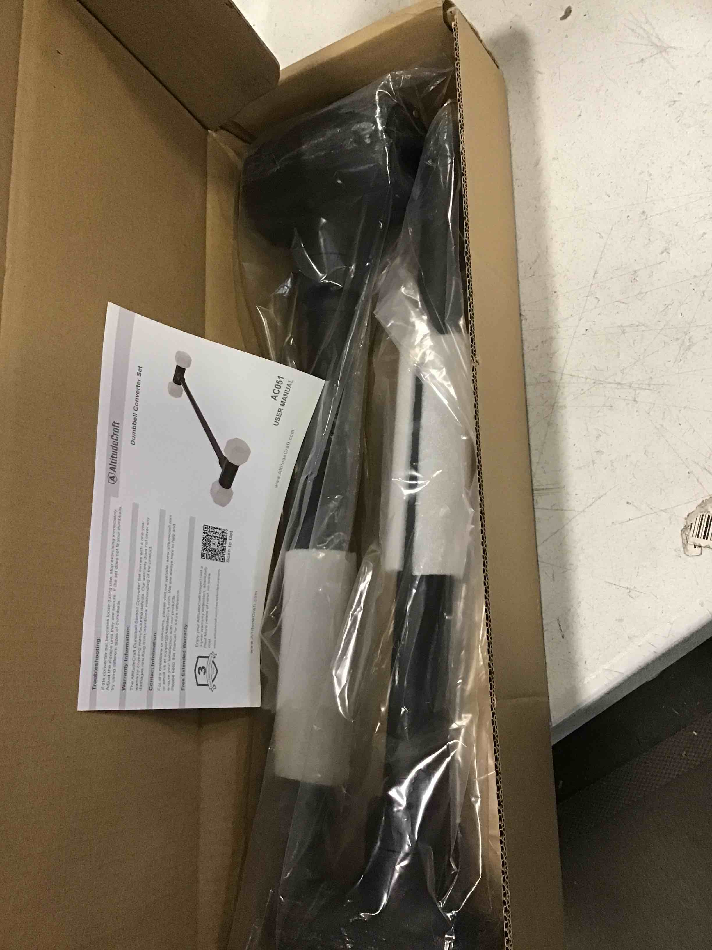 https://s3.amazonaws.com/lotting-images-prod/bidfta/BLU5916957_1709745649997.jpeg