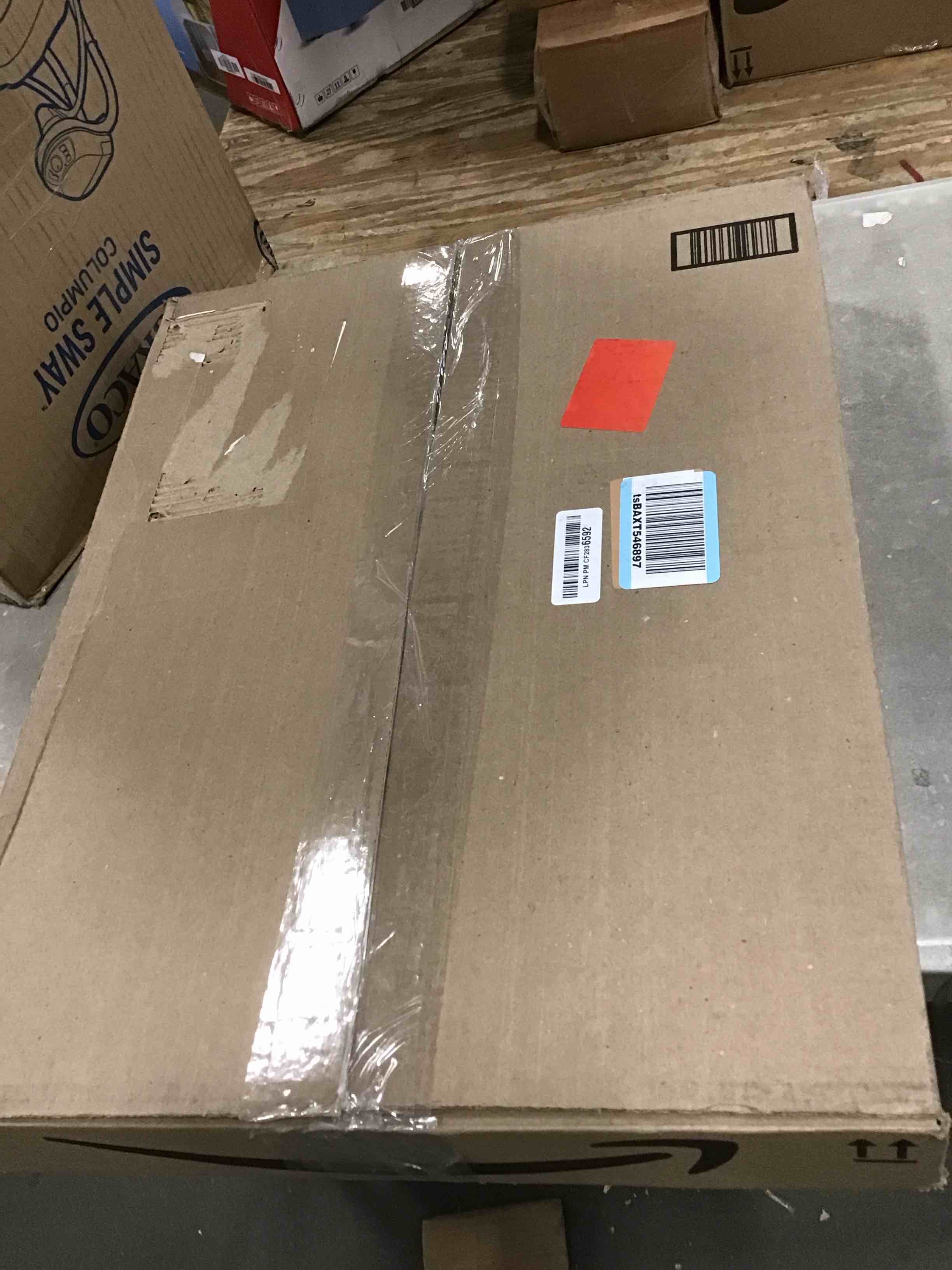 https://s3.amazonaws.com/lotting-images-prod/bidfta/BLU5917770_1710272166051.jpeg