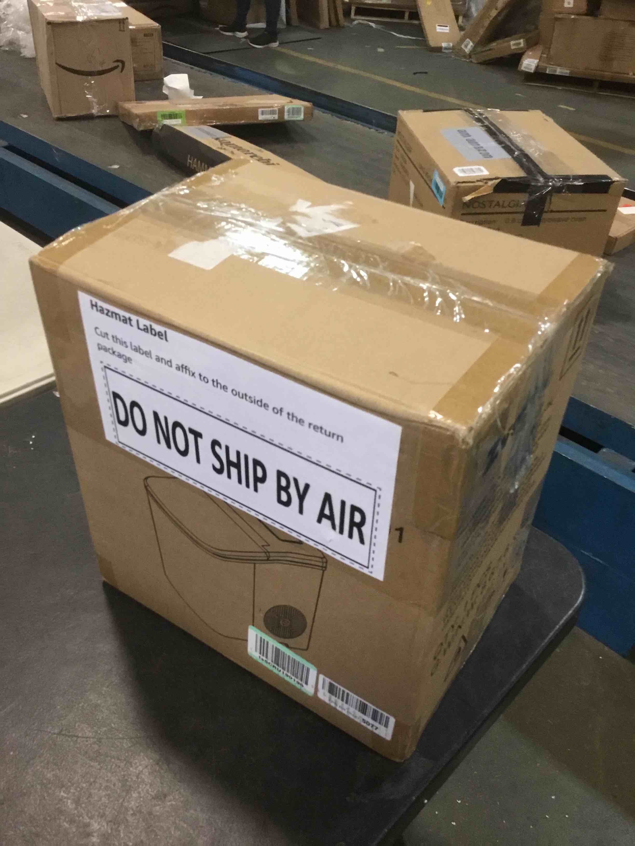 https://s3.amazonaws.com/lotting-images-prod/bidfta/BLU5918180_1709562742456.jpeg