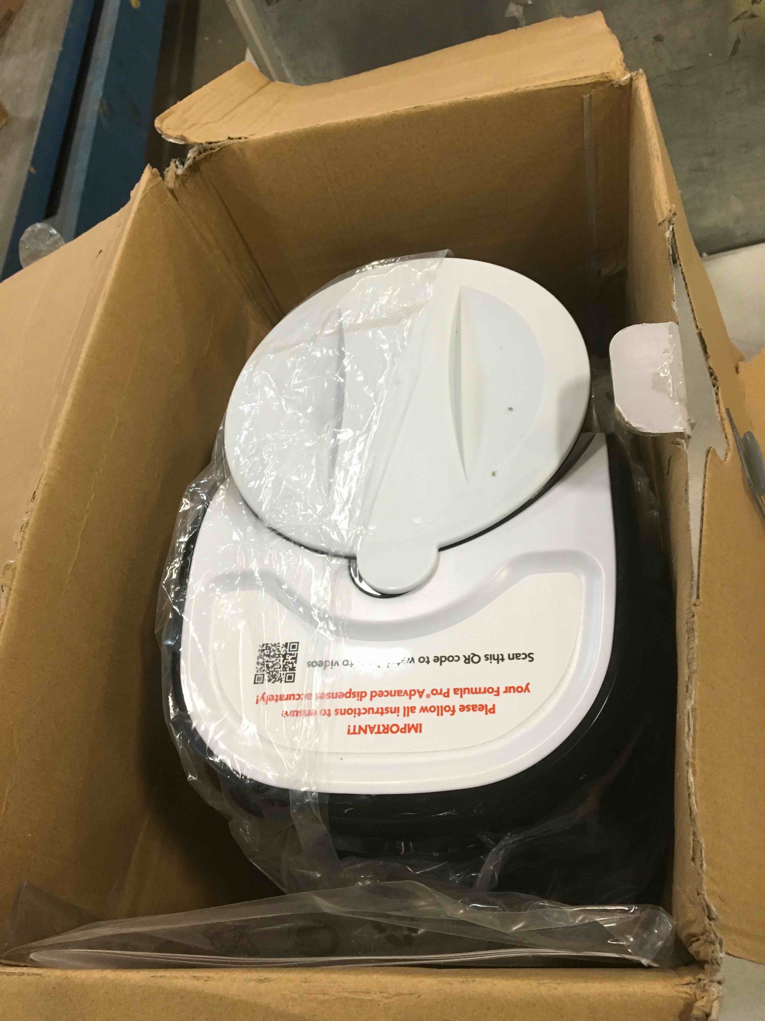 https://s3.amazonaws.com/lotting-images-prod/bidfta/BLU5918864_1709818212332.jpeg