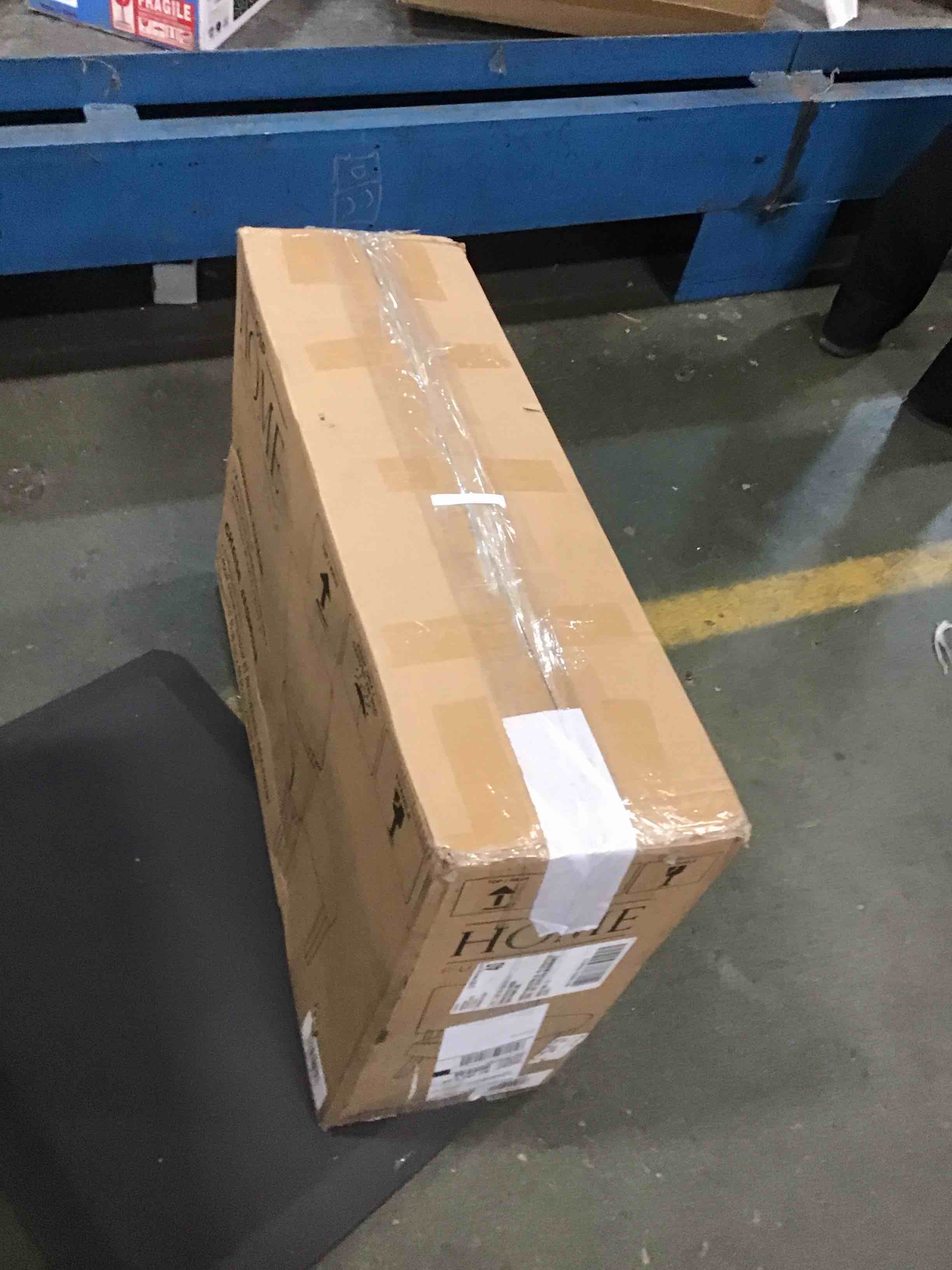 https://s3.amazonaws.com/lotting-images-prod/bidfta/BLU5919184_1709921540278.jpeg