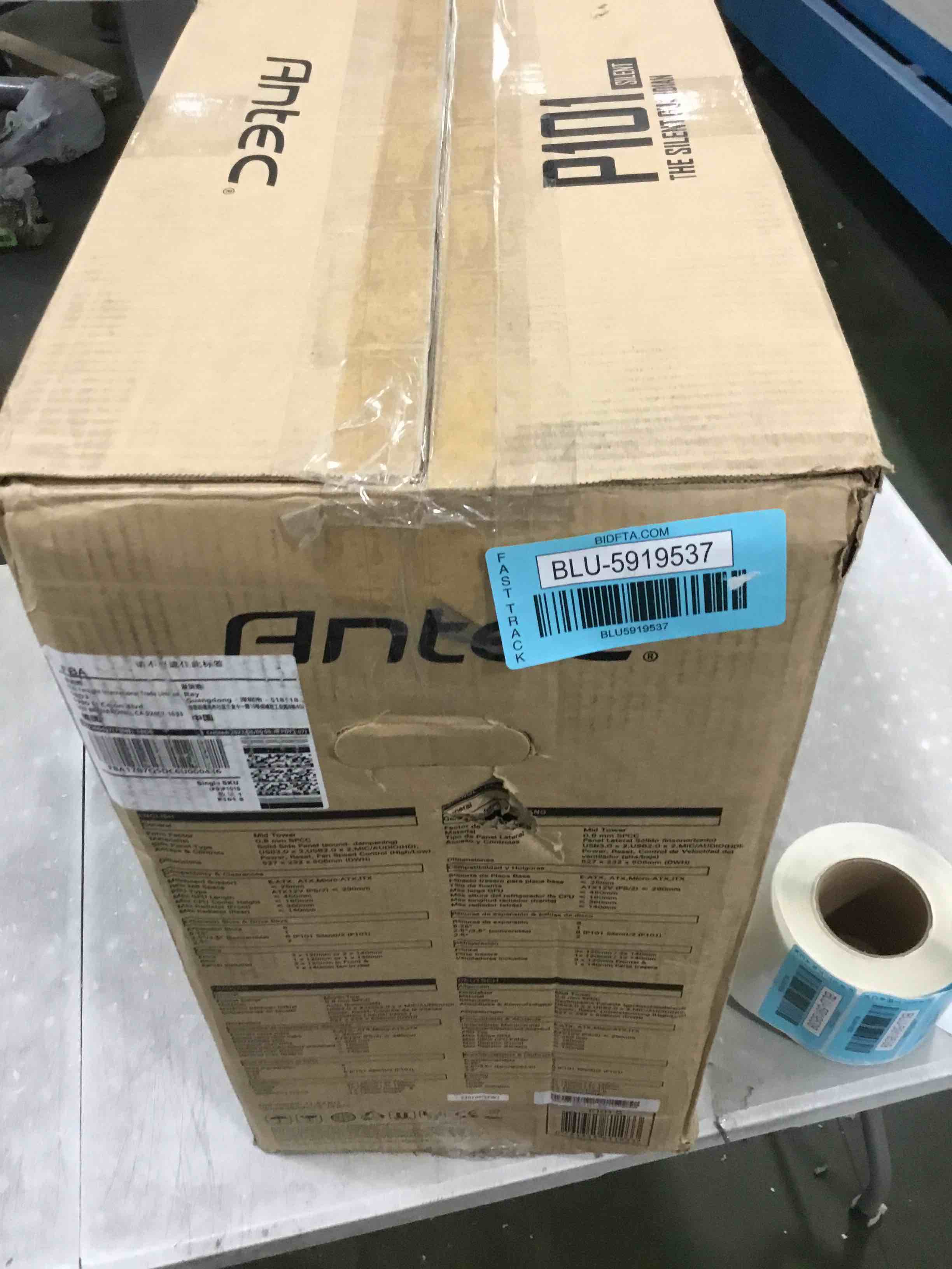 https://s3.amazonaws.com/lotting-images-prod/bidfta/BLU5919537_1709654309117.jpeg