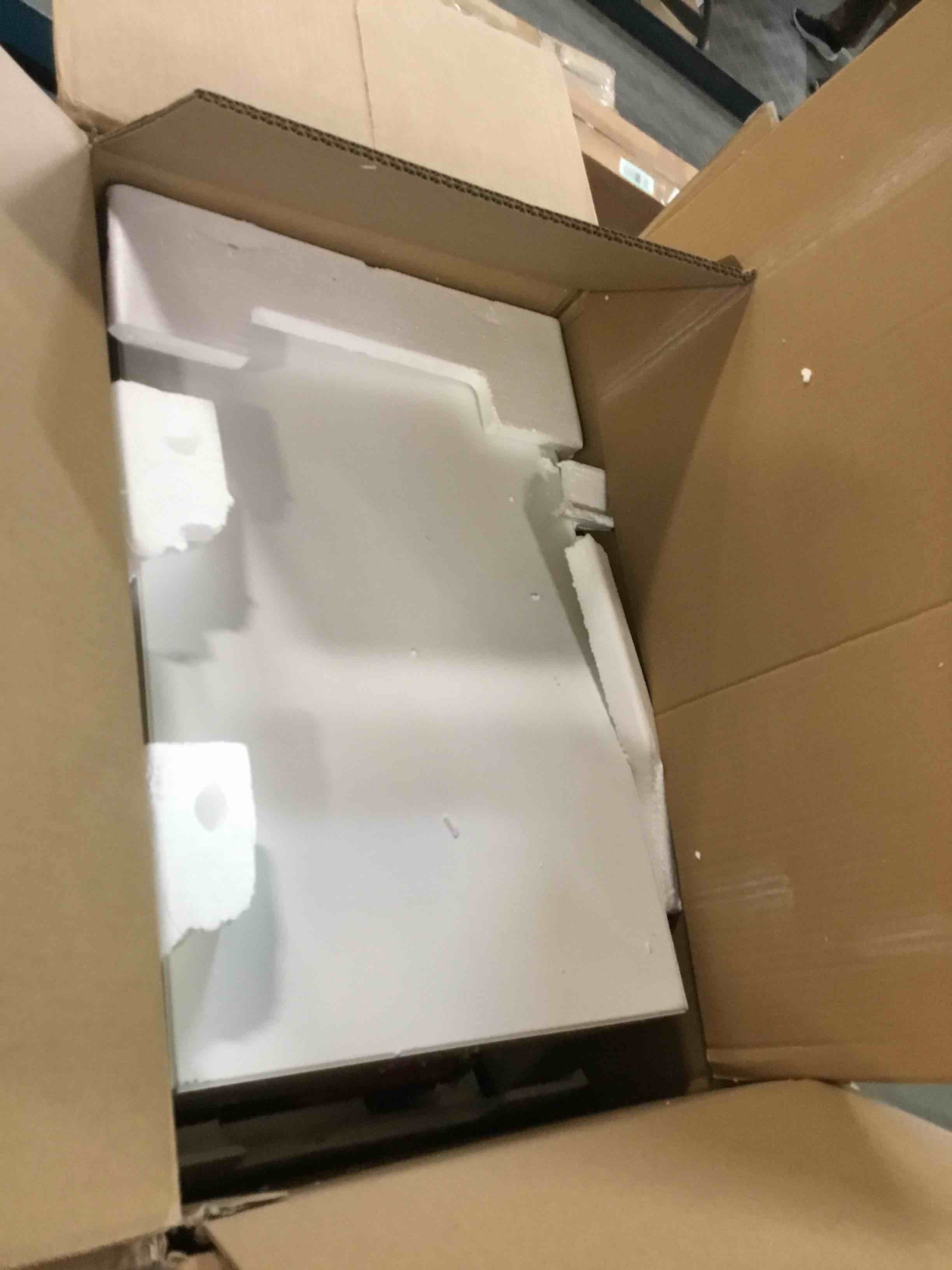 https://s3.amazonaws.com/lotting-images-prod/bidfta/BLU5919930_1709752024869.jpeg