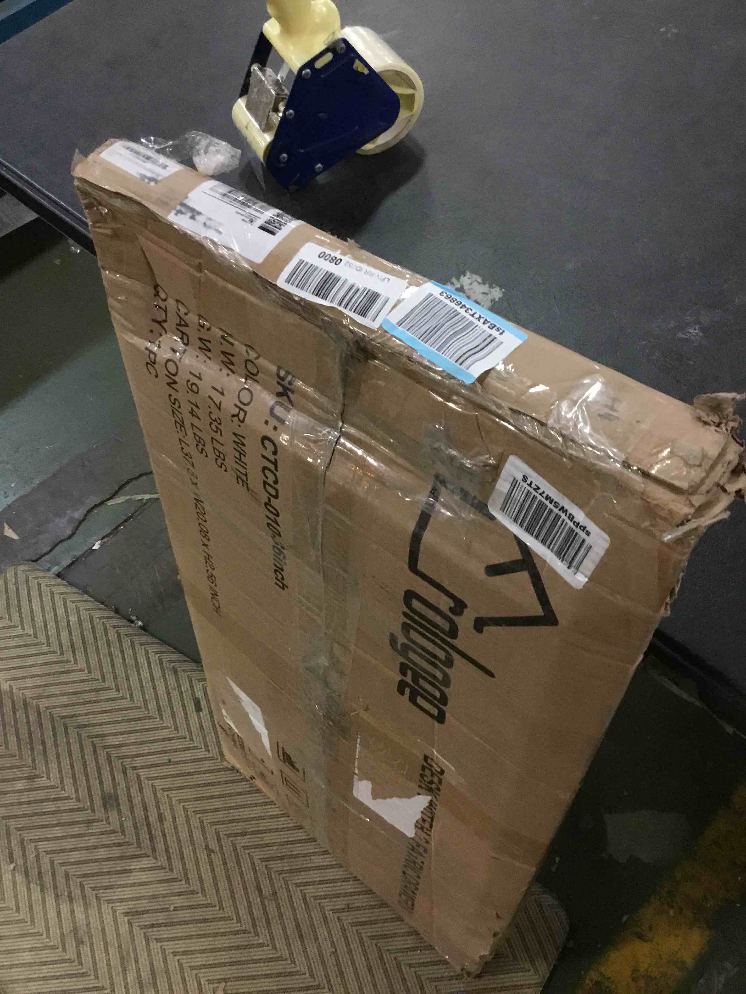 https://s3.amazonaws.com/lotting-images-prod/bidfta/BLU5919953_1709756679525.jpeg