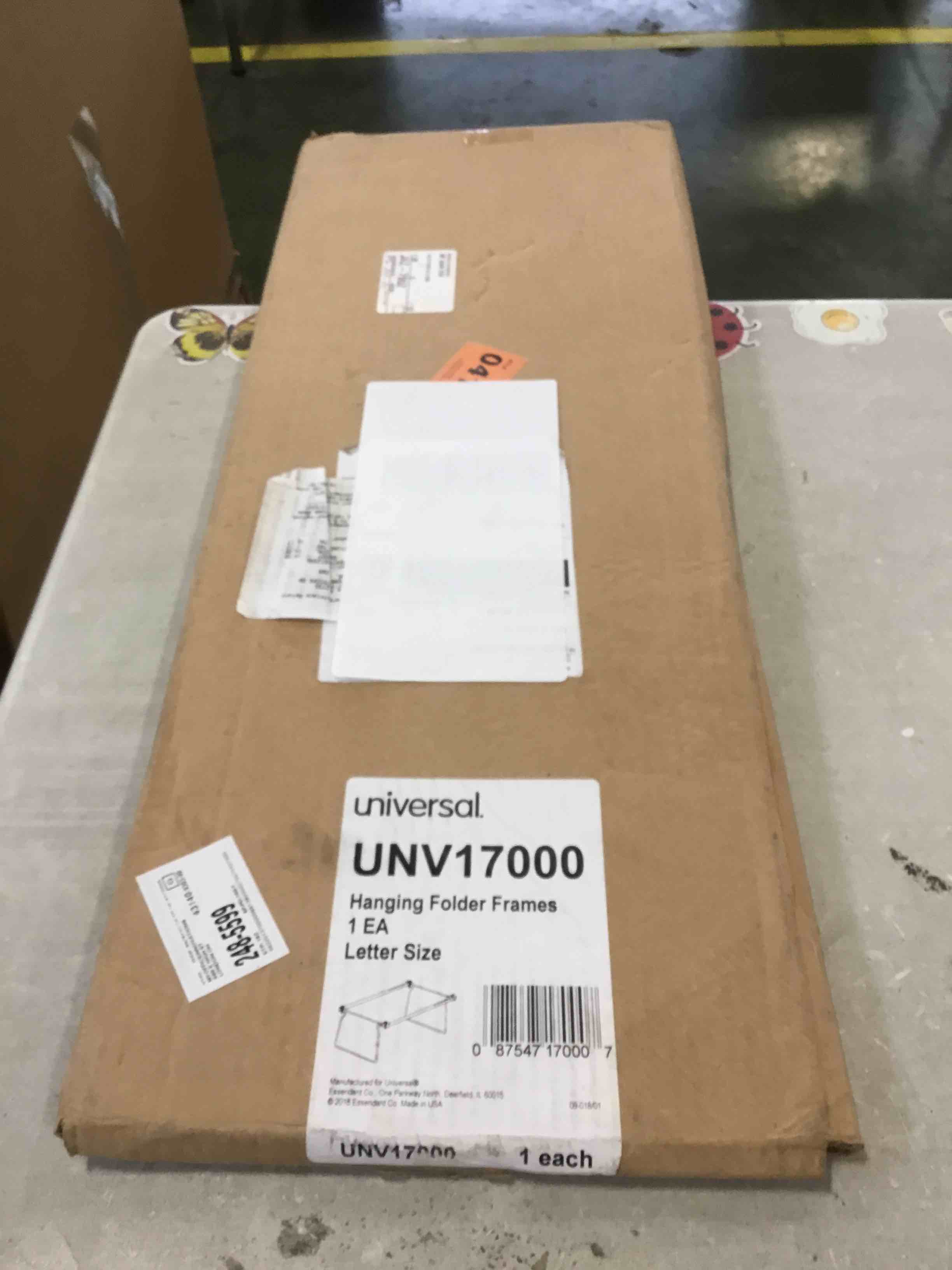 https://s3.amazonaws.com/lotting-images-prod/bidfta/BLU5921974_1709825452150.jpeg